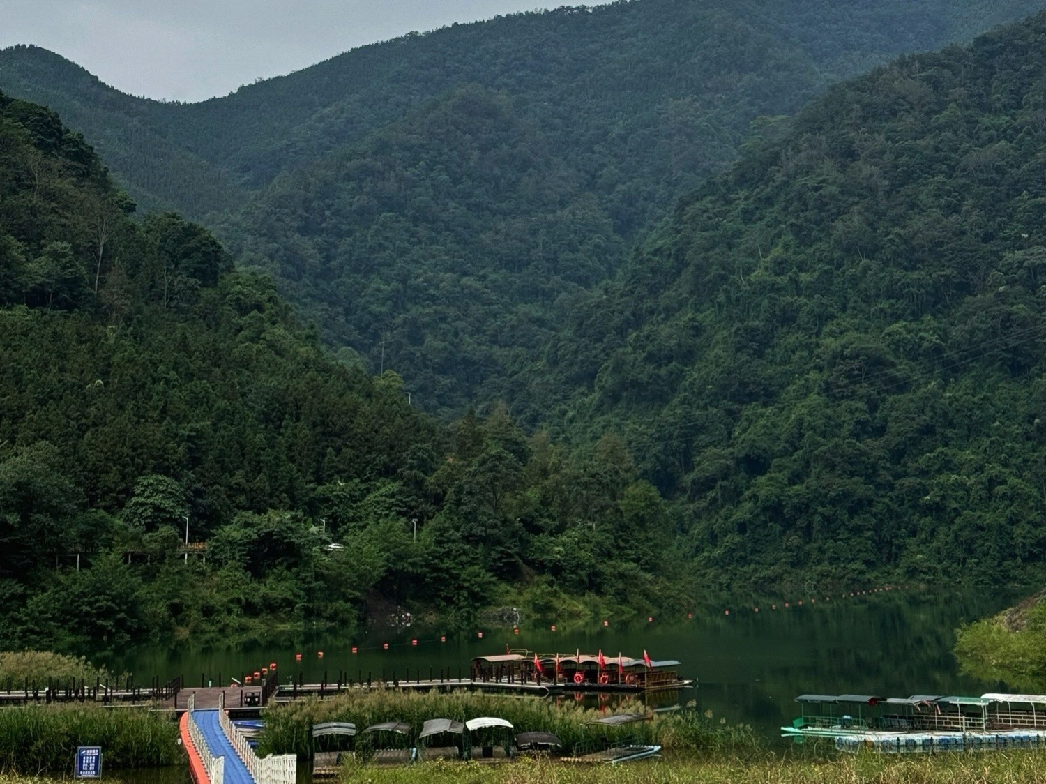 川洞河燕子湖景区旅行图片 1