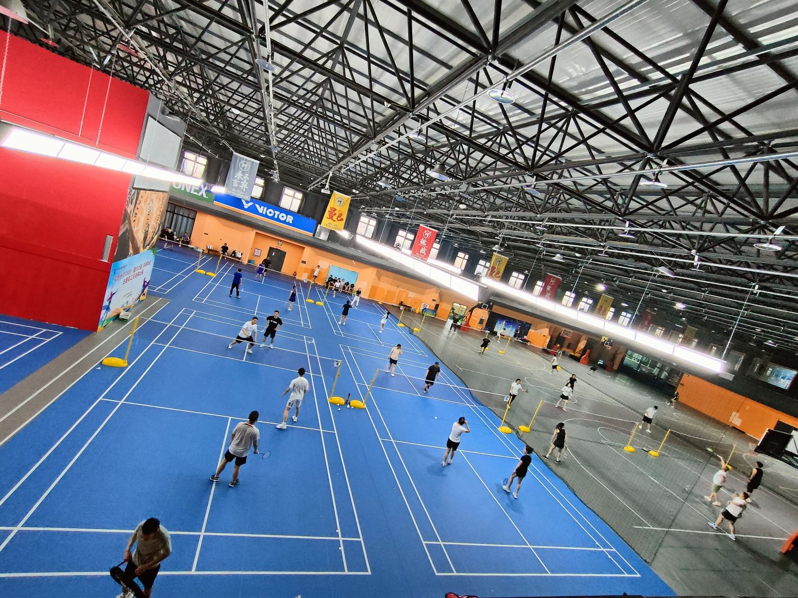 得到羽毛球篮球健身馆