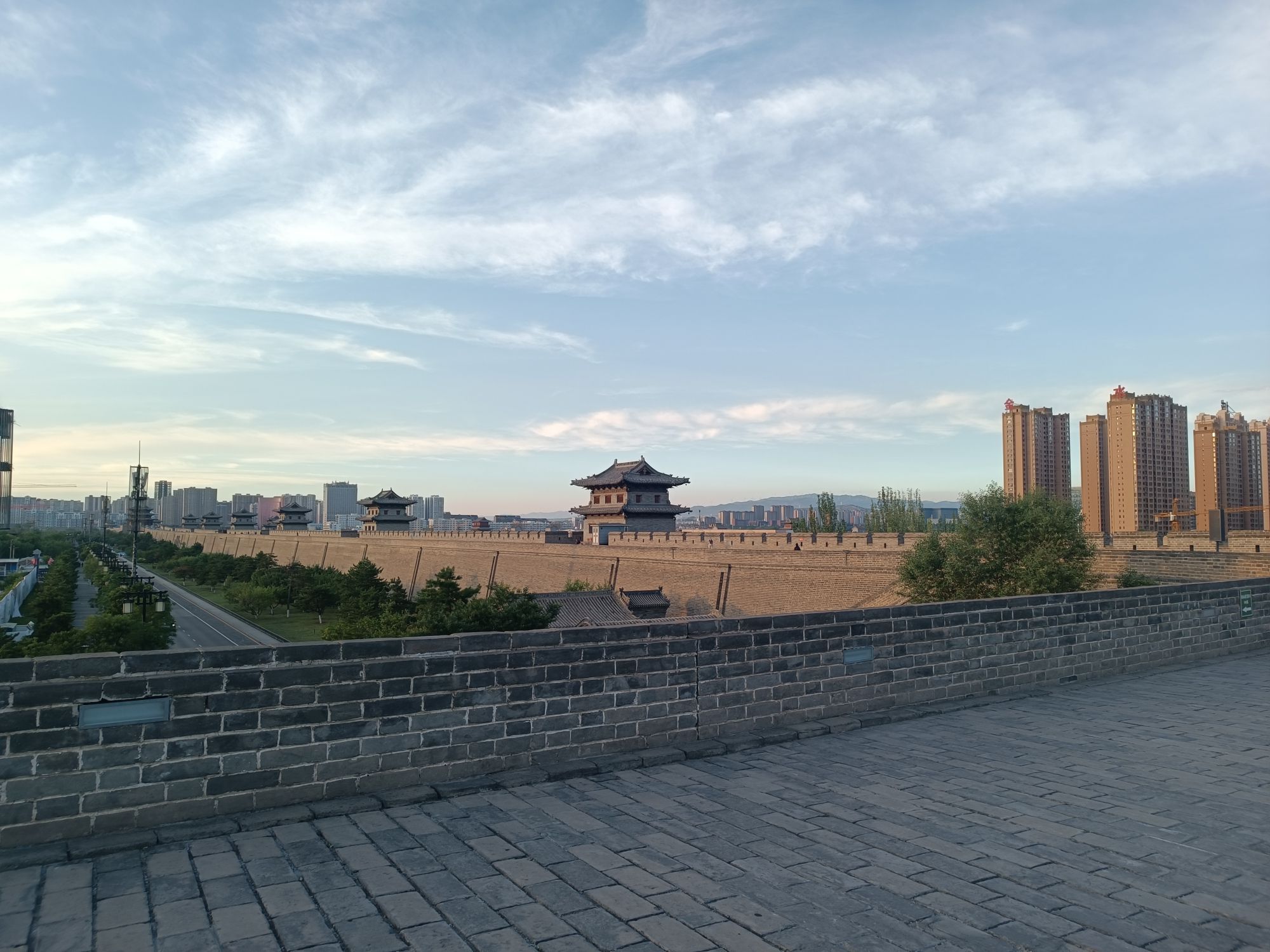 大同古城城墙外带状公园旅行图片 3