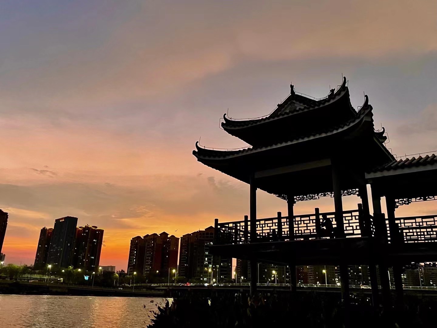 月亮湾广场旅行图片 2