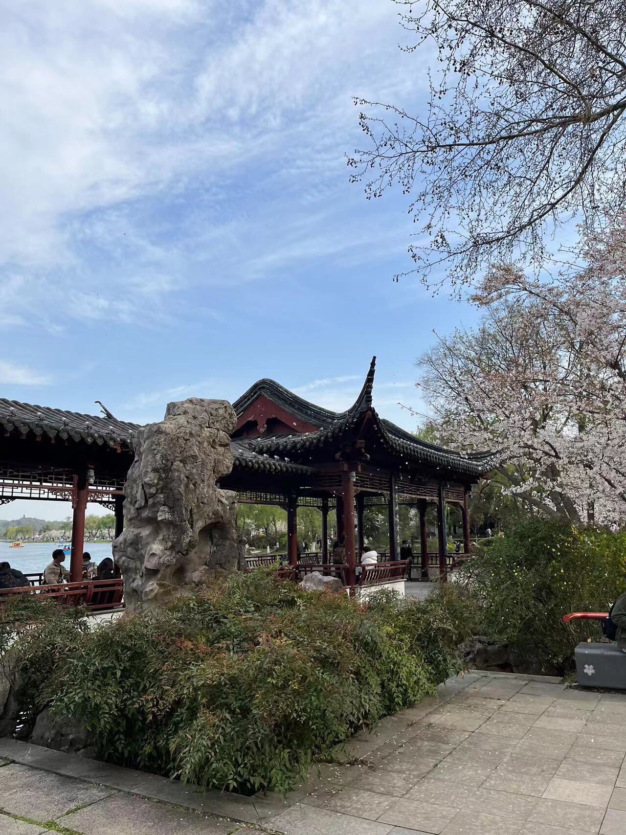 玄武湖景区看山廊