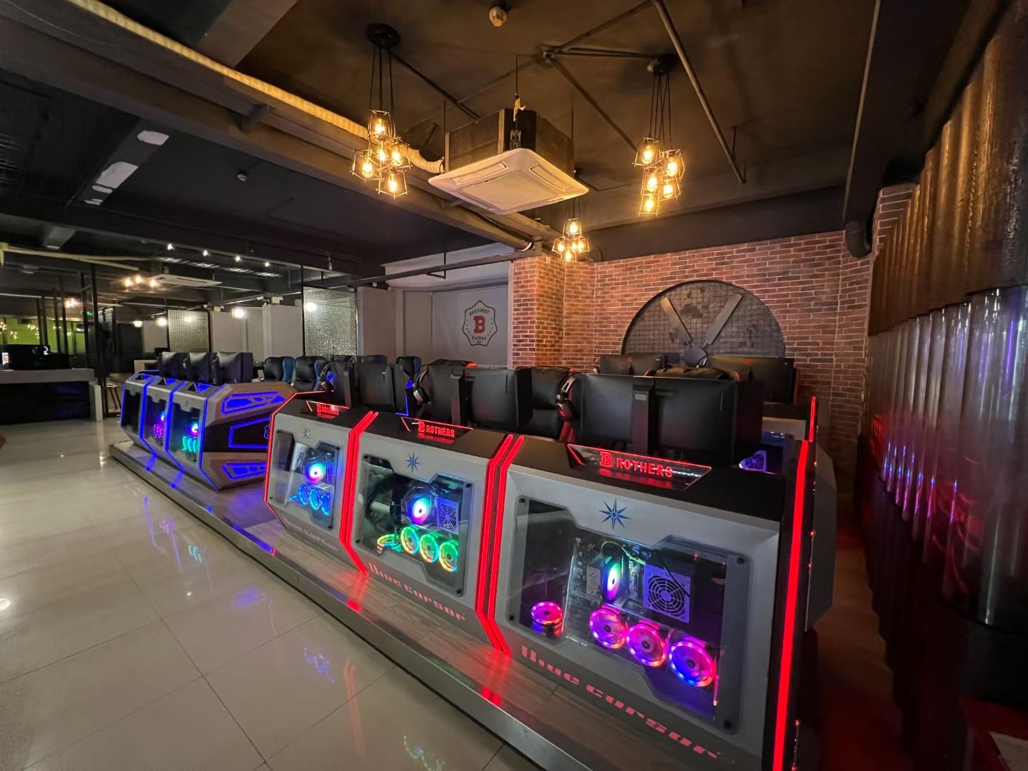 兄弟网咖(江华路店)