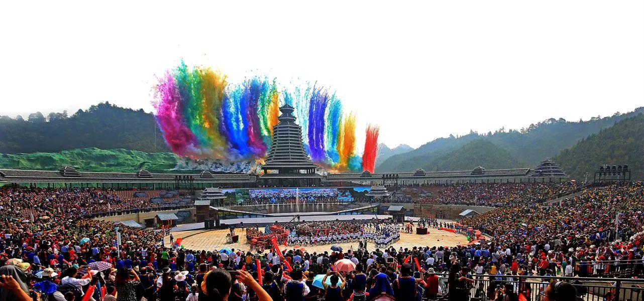 萨岁广场旅行图片 3