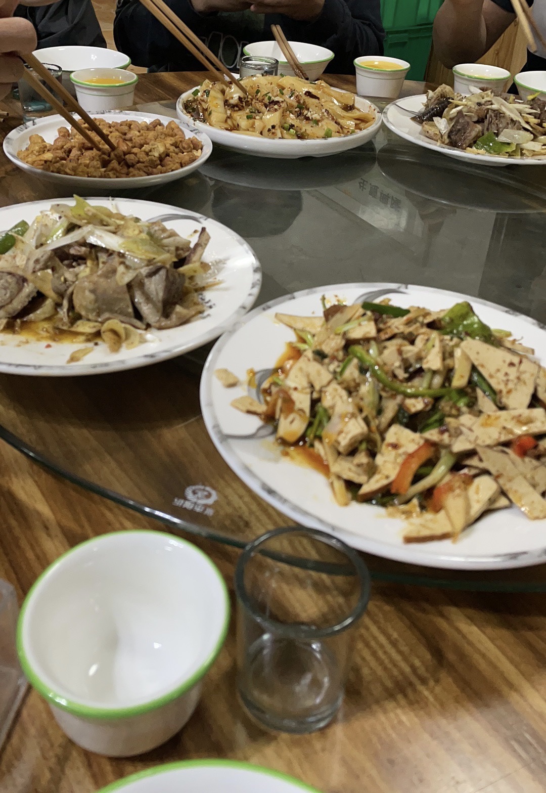 锁回回餐馆