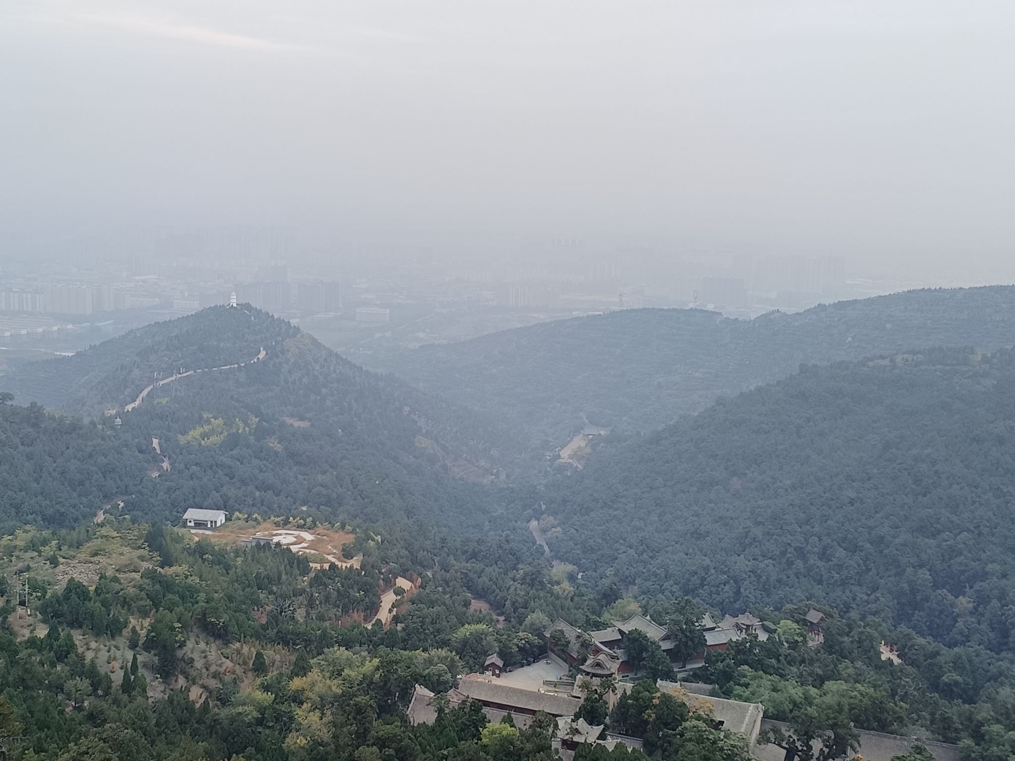 吕梁英雄广场旅行图片 1