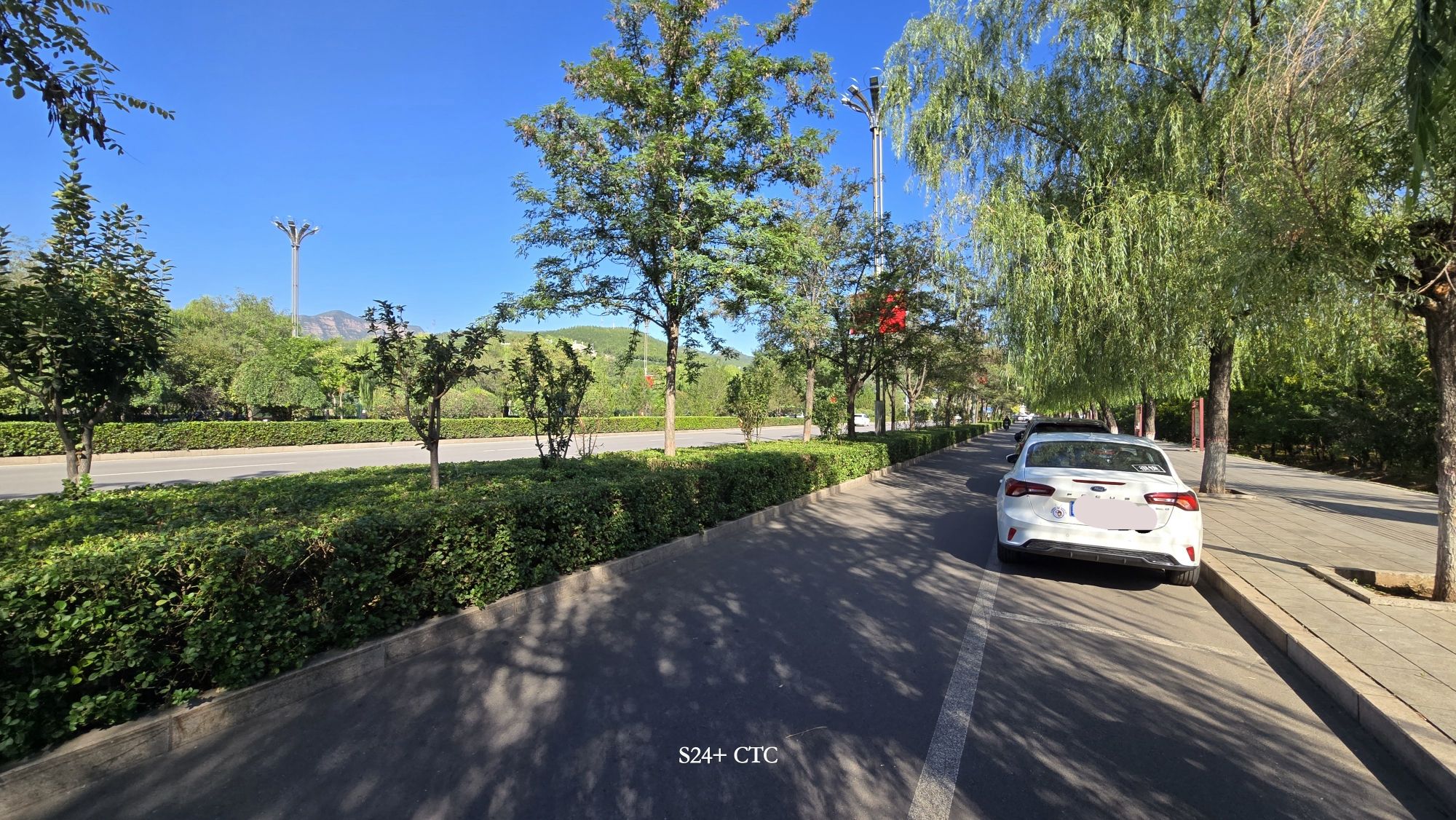 吕梁英雄广场旅行图片 1