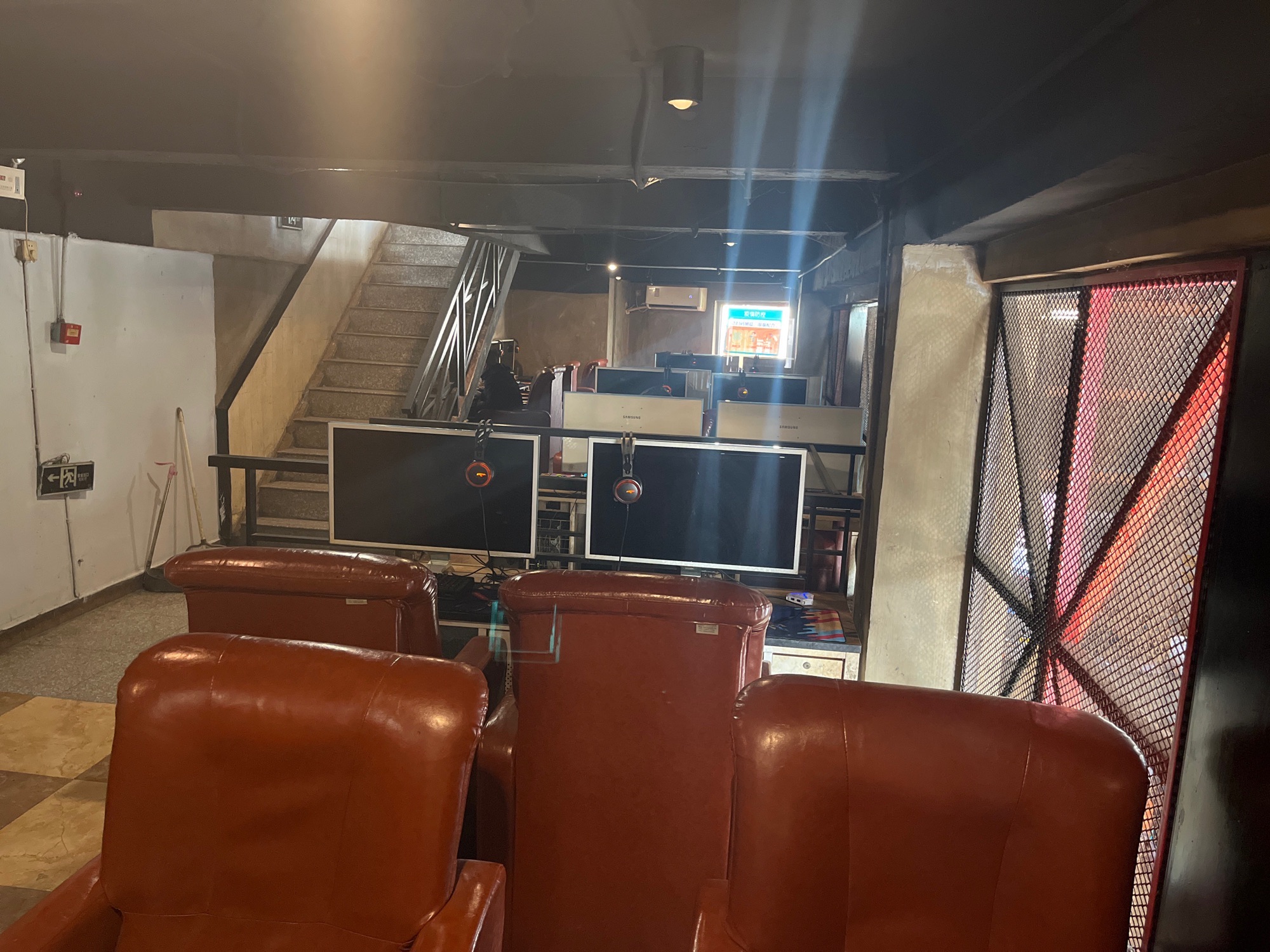 转角壹号网咖(波尔卡店)