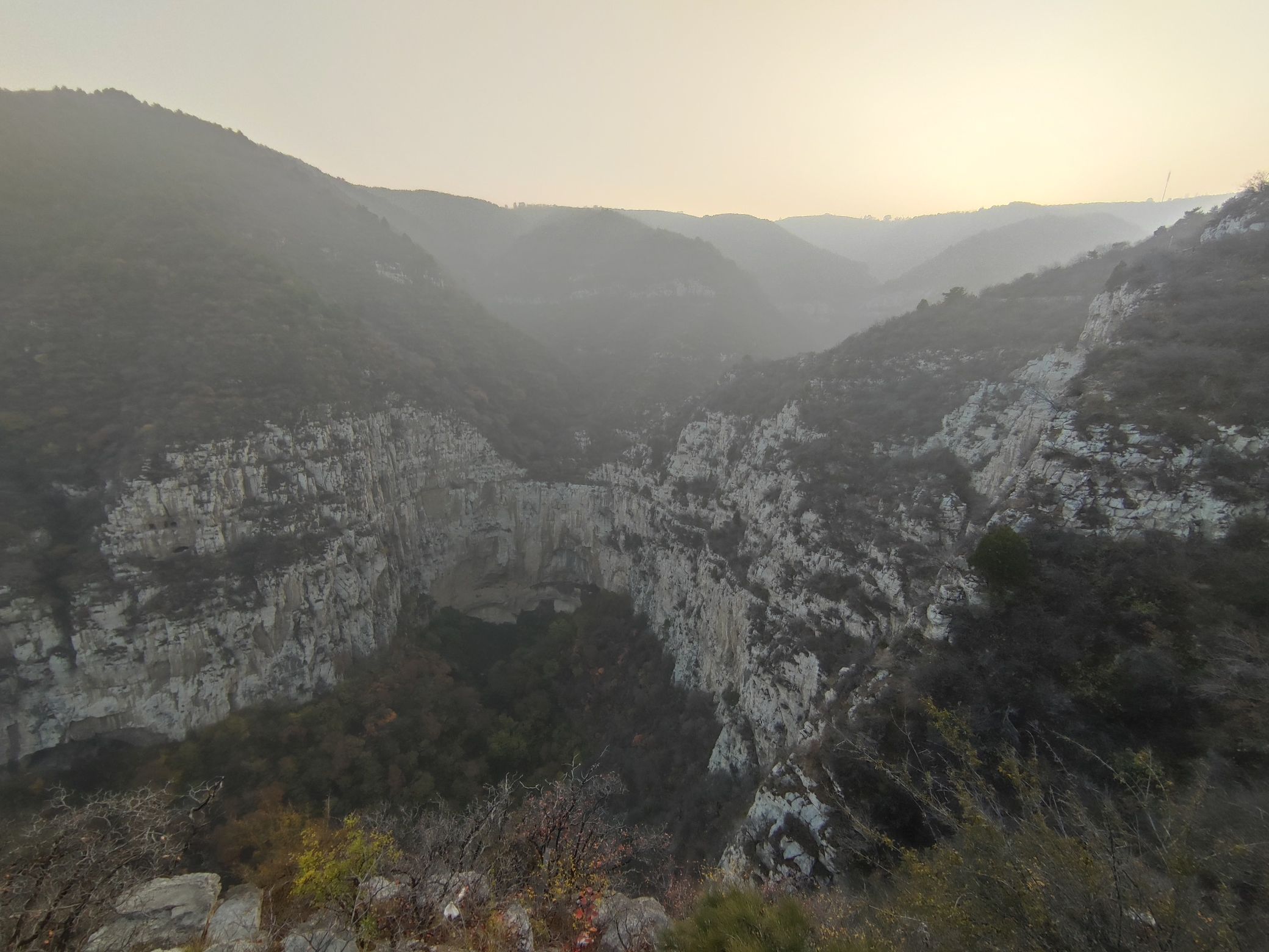 太原崛围山登山健身步道旅行图片 2
