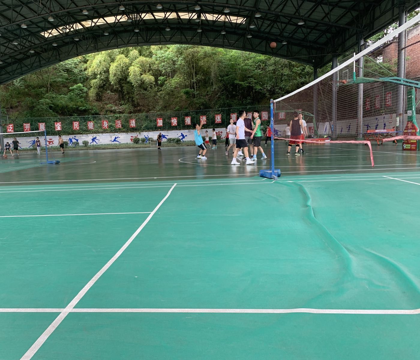 广安市公园路运动场