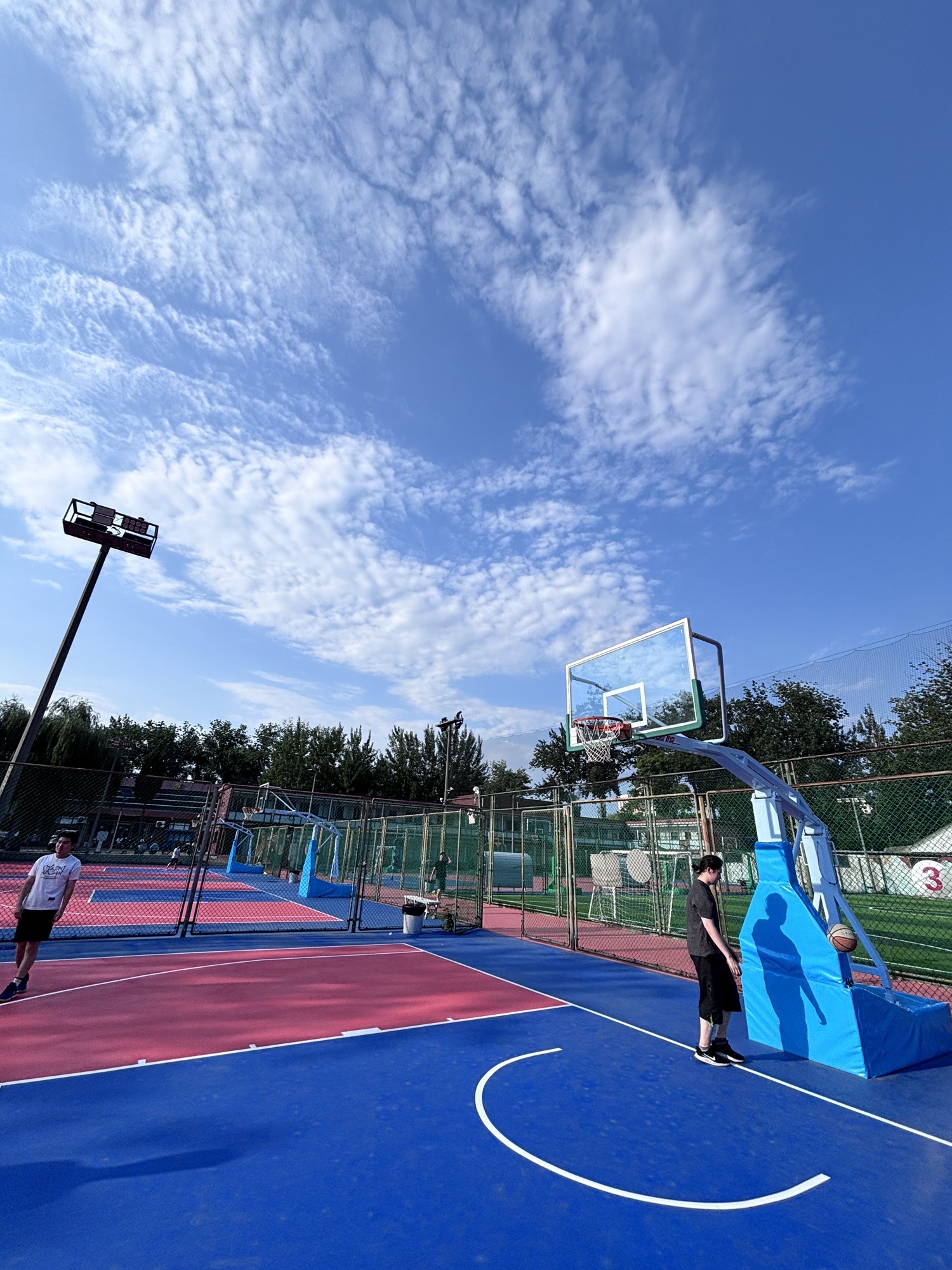 场地封面-红领巾公园篮球场