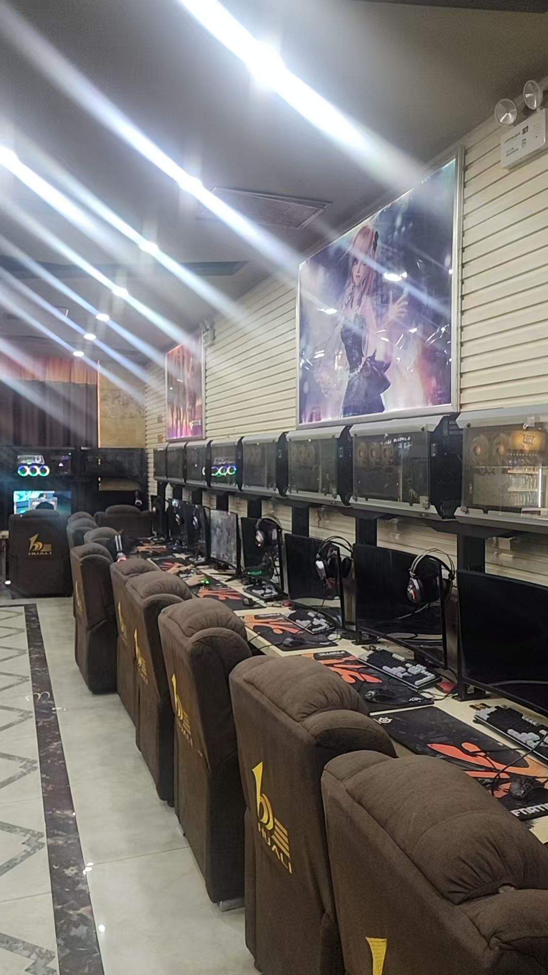 华丽视界网吧(北新道店)