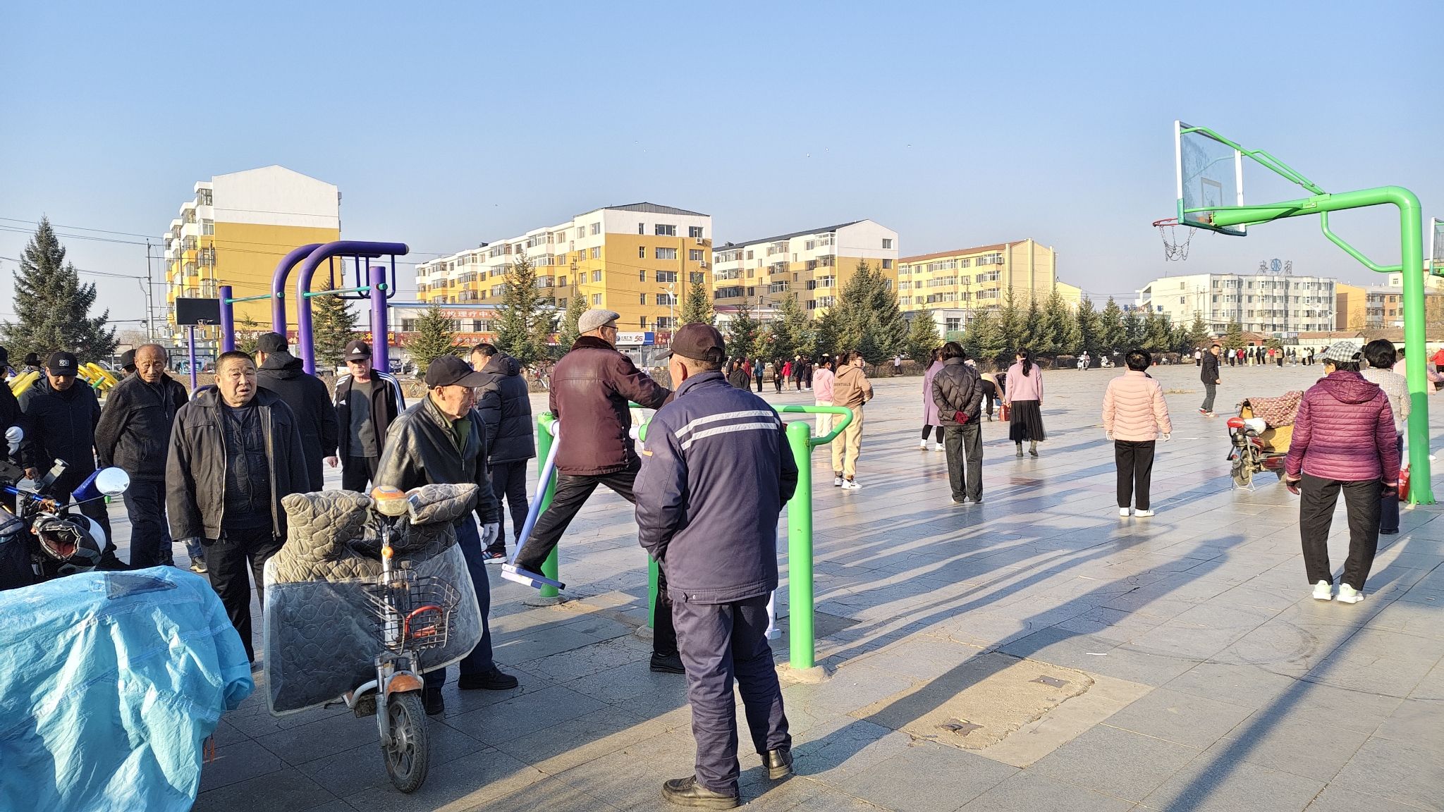 新建广场旅行图片 1