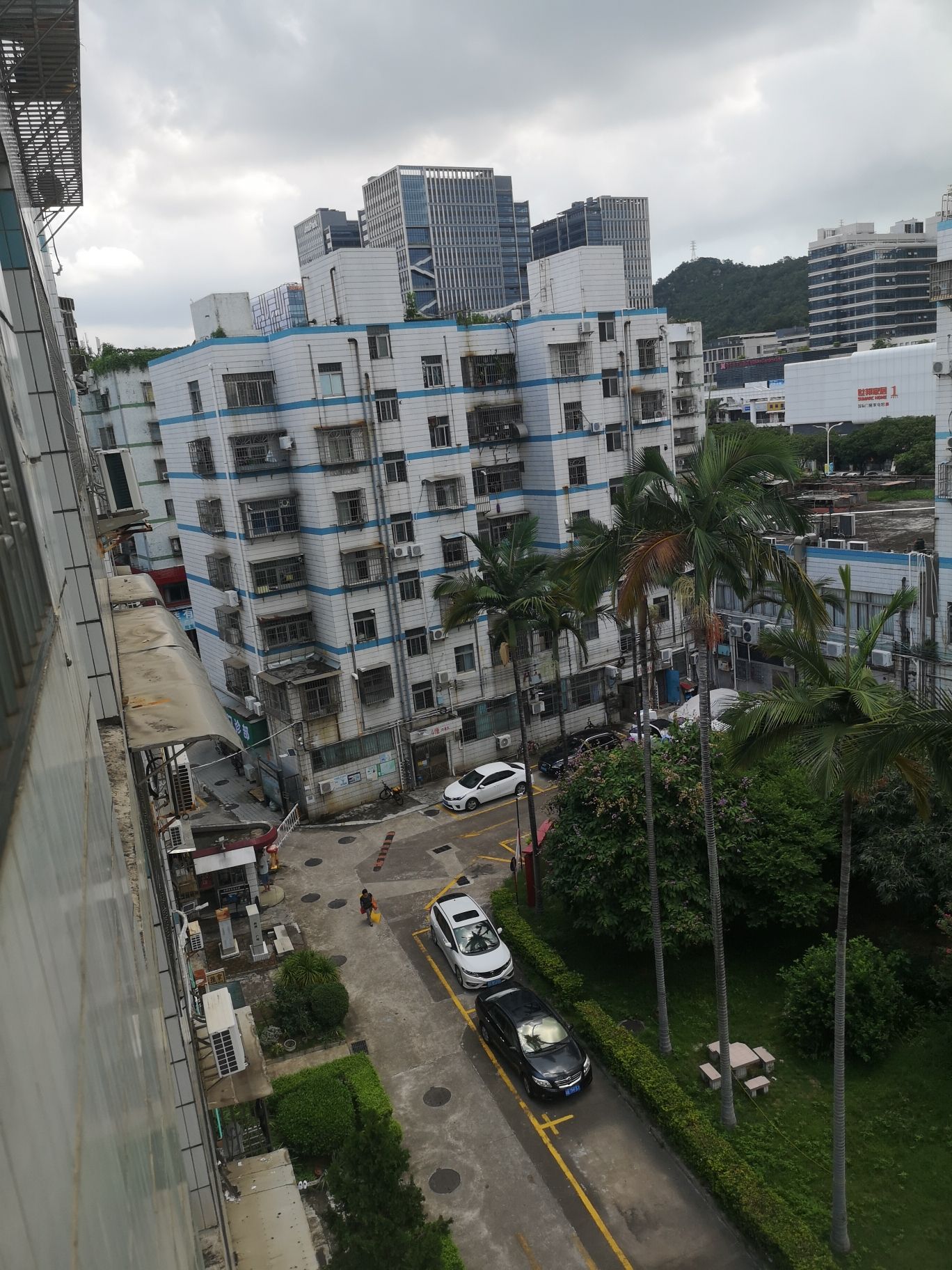 前山建材市场