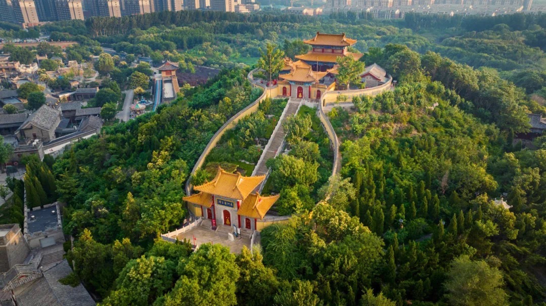东阿中医药文化旅游区