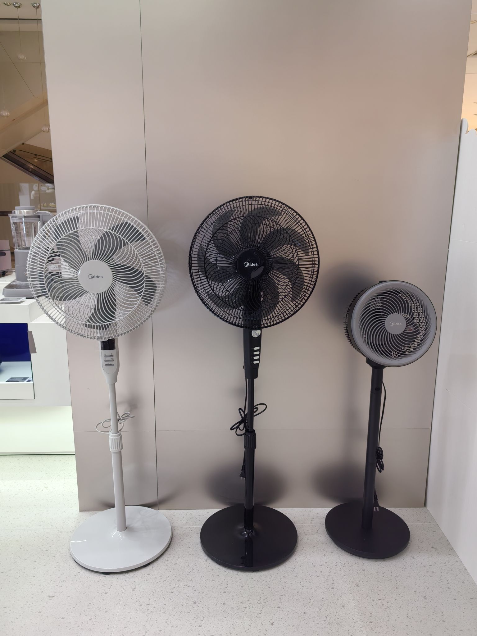 美的中央空调(洪雅云兴电器店)