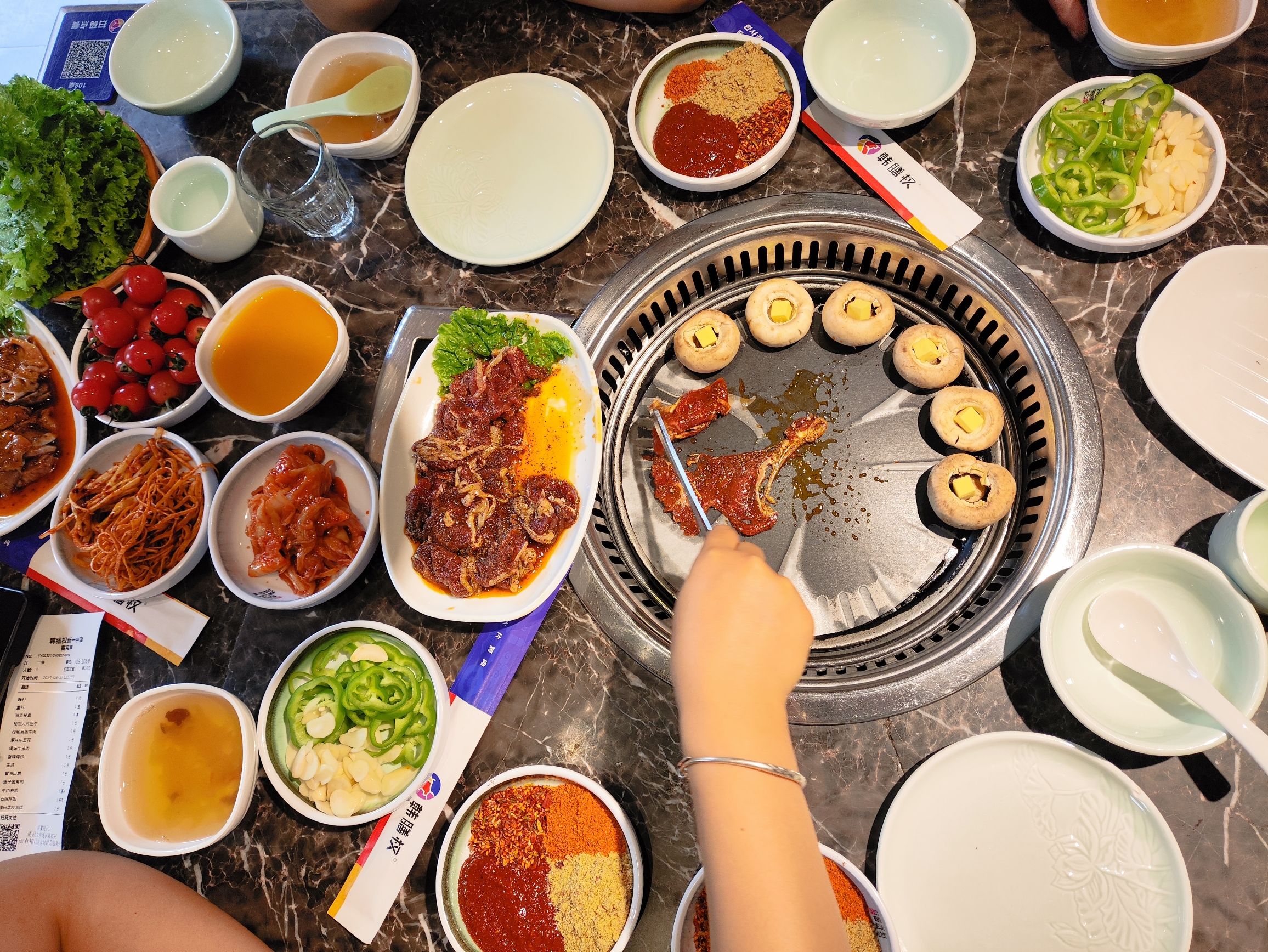 韩膳权韩式碳火烤牛排餐厅(光耀新世界商务中心店)