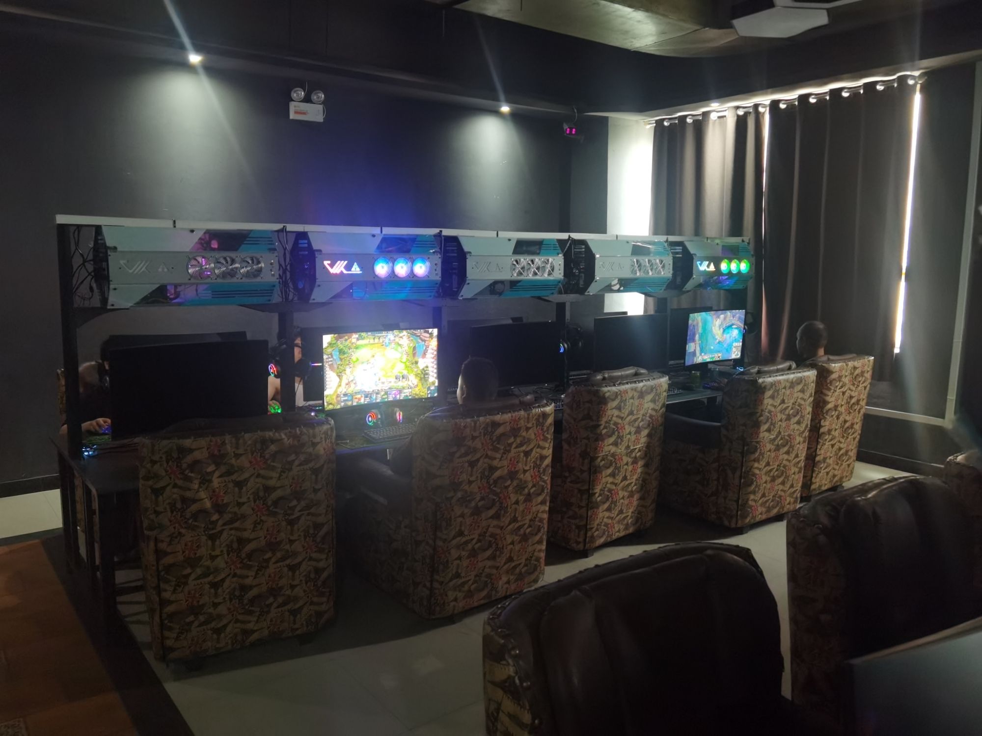 拜城县德玛西亚网络休闲会所(红旗苑商业广场店)