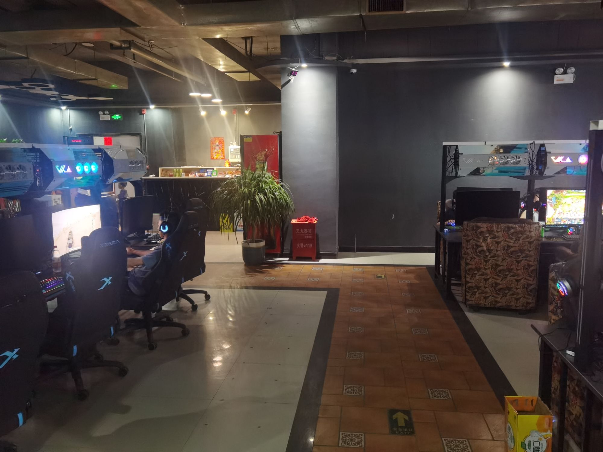 拜城县德玛西亚网络休闲会所(红旗苑商业广场店)