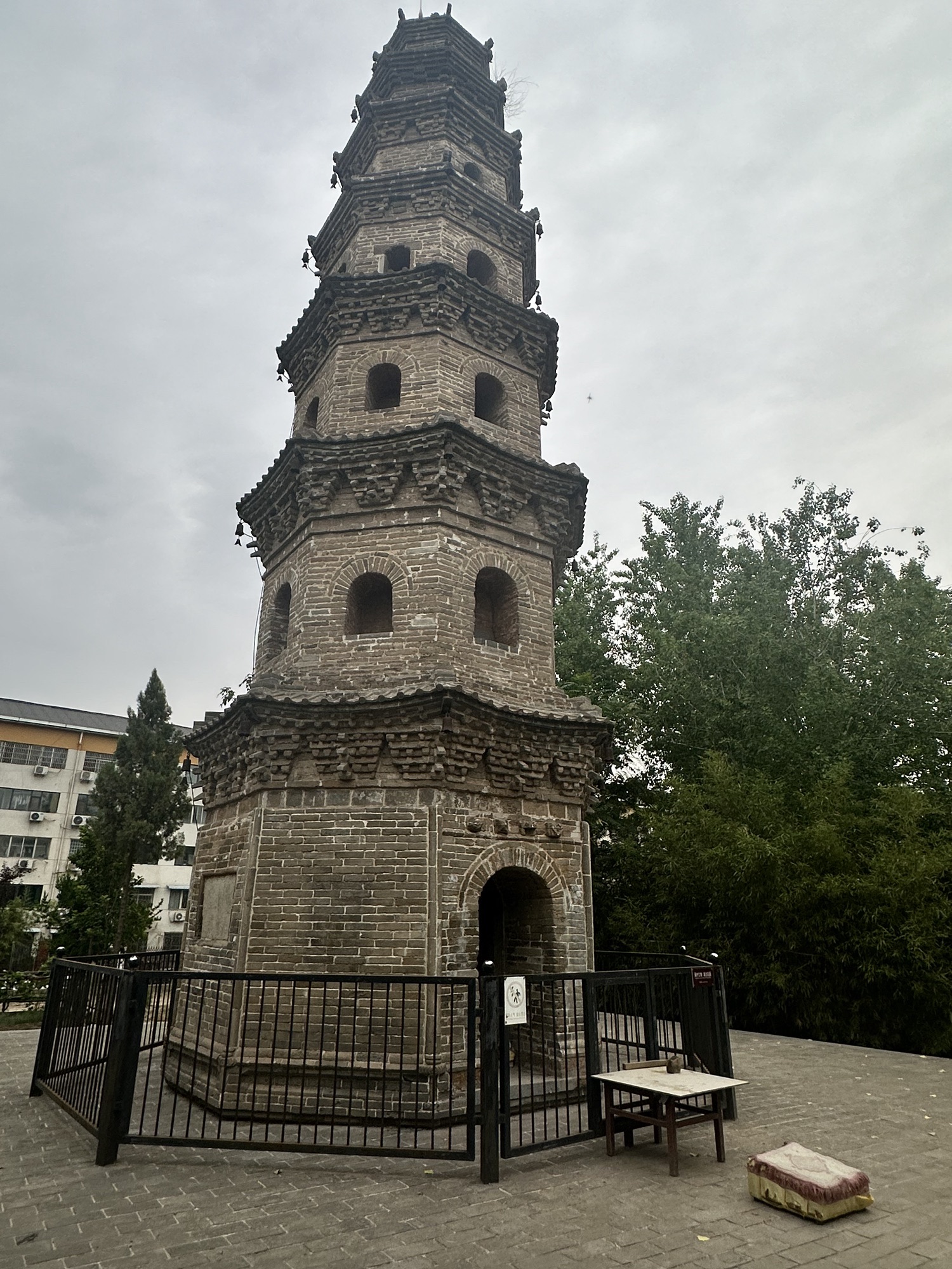 卧佛寺塔旅行图片 2