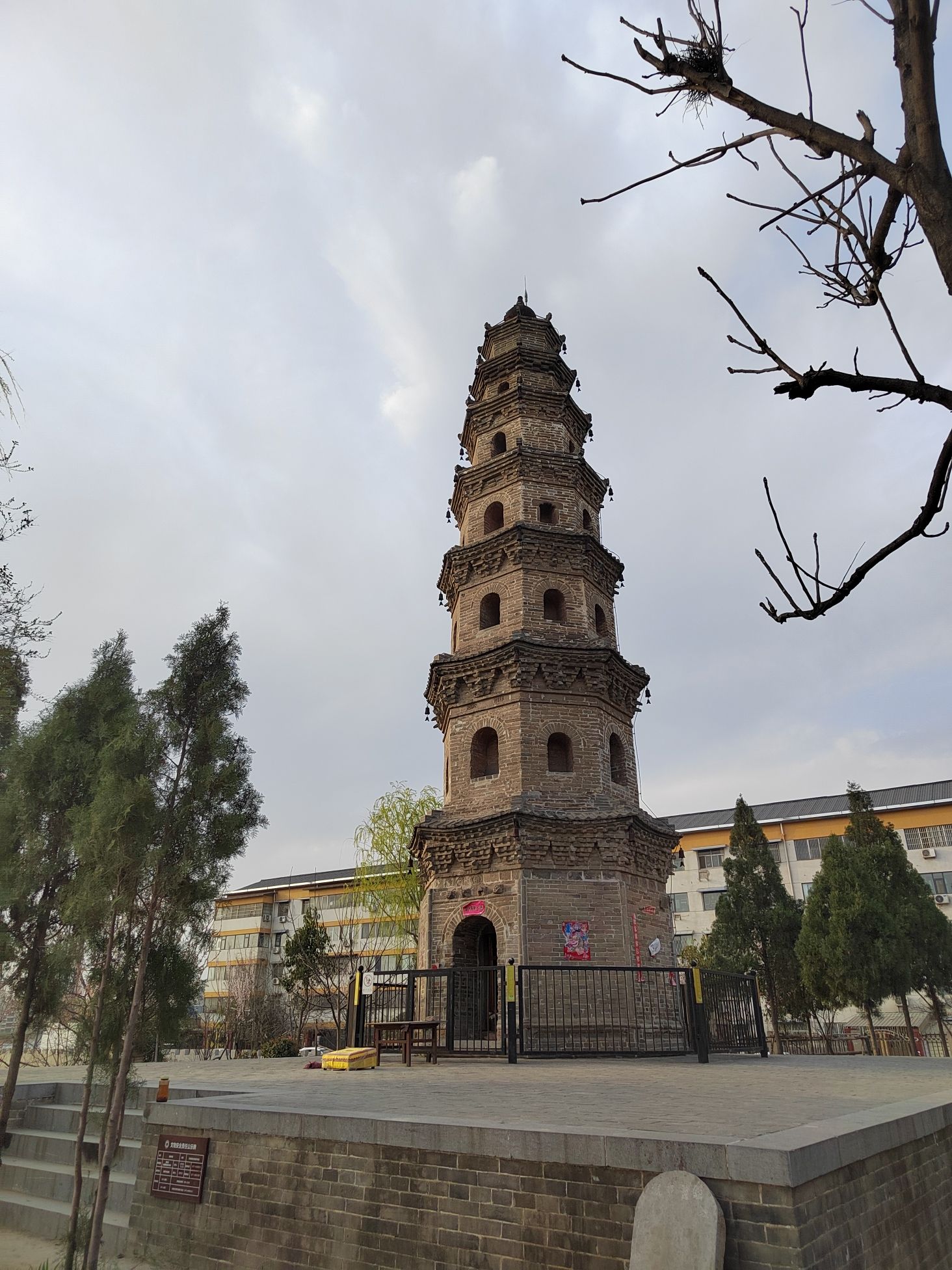 卧佛寺塔旅行图片 1