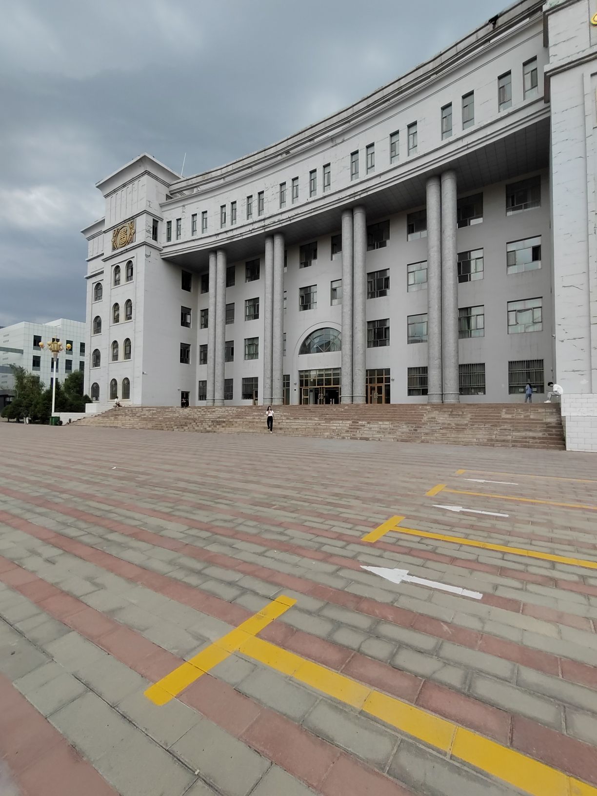 伊犁师范大学图书馆