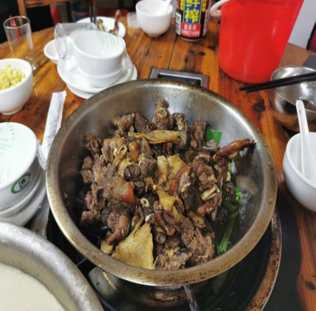 玉林第一家脆皮肉(三分店)