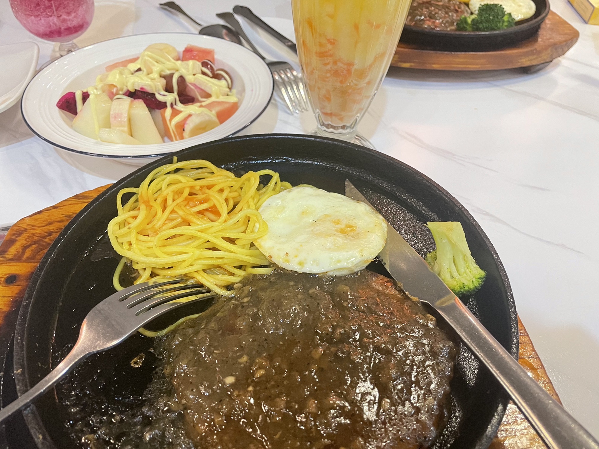 臻美豪西餐厅(滨河店)
