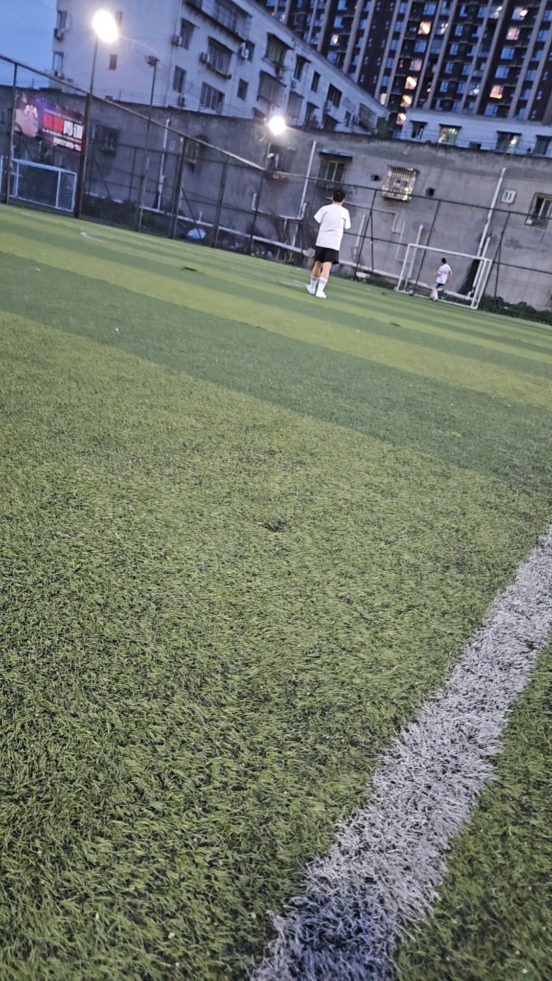 场地封面-天河足球场