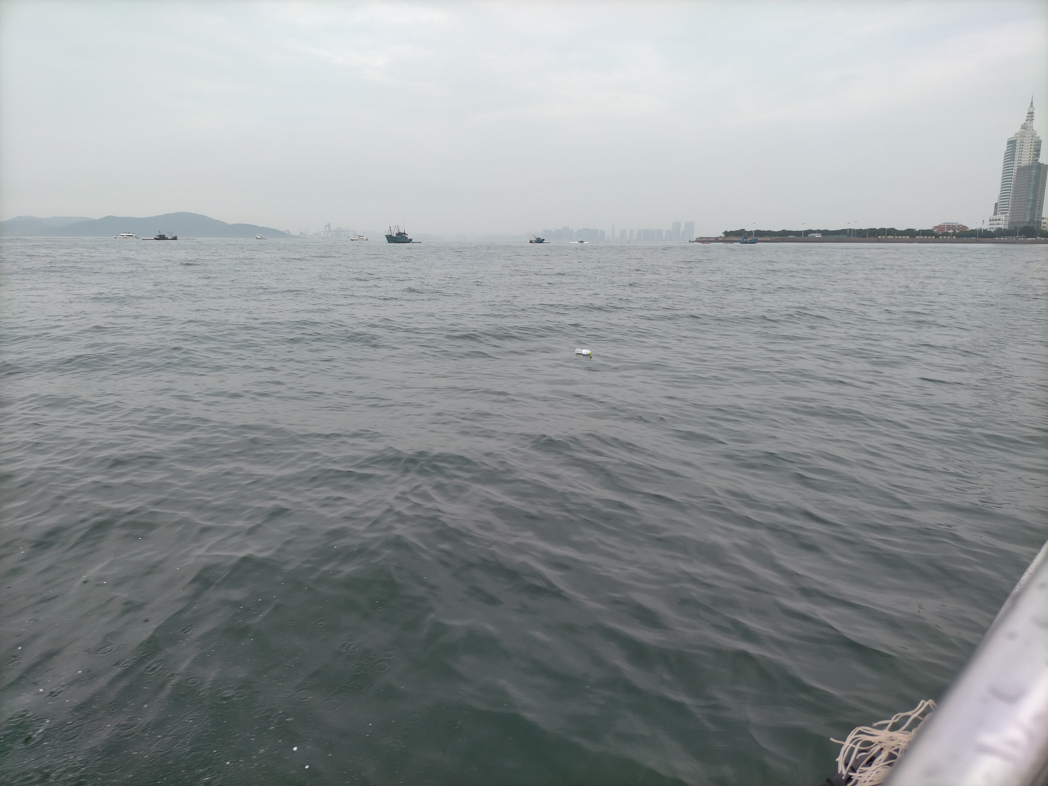 青岛第一海水浴场-沙滩的第1张图片的图片资料