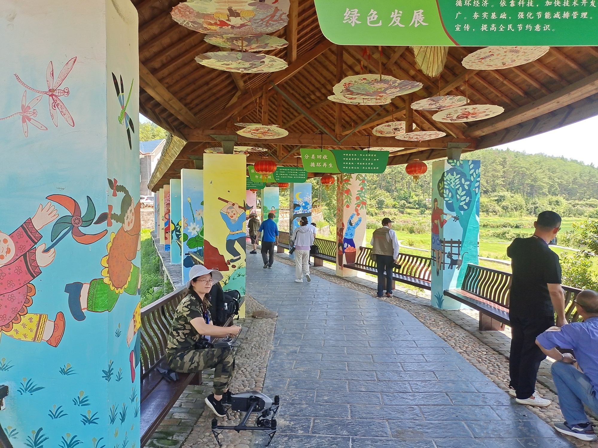 吉先锋暖新景区驿站(万安田北农民画村)旅行图片 2
