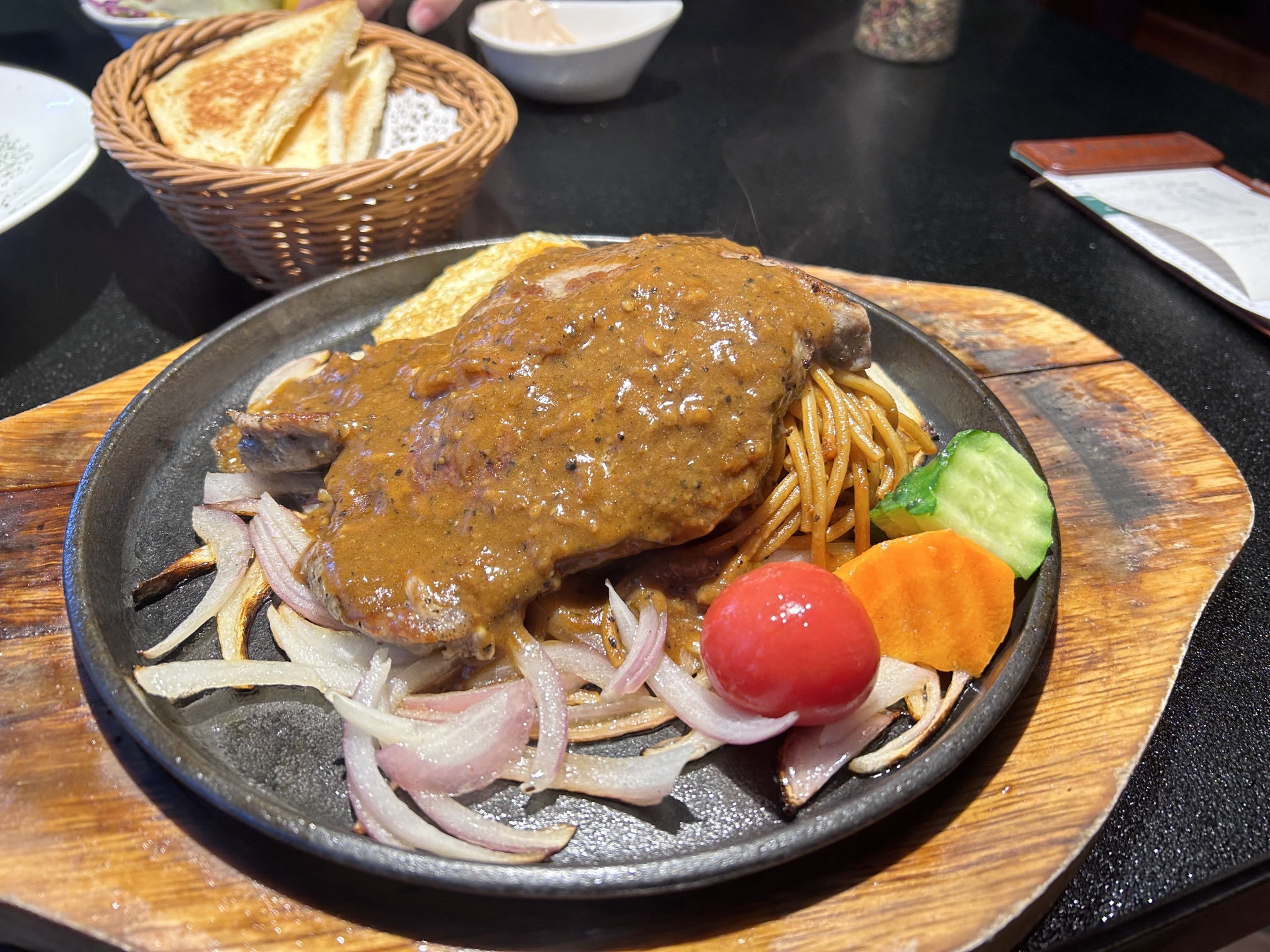 君悦清真西餐厅(嘉隆国际店)