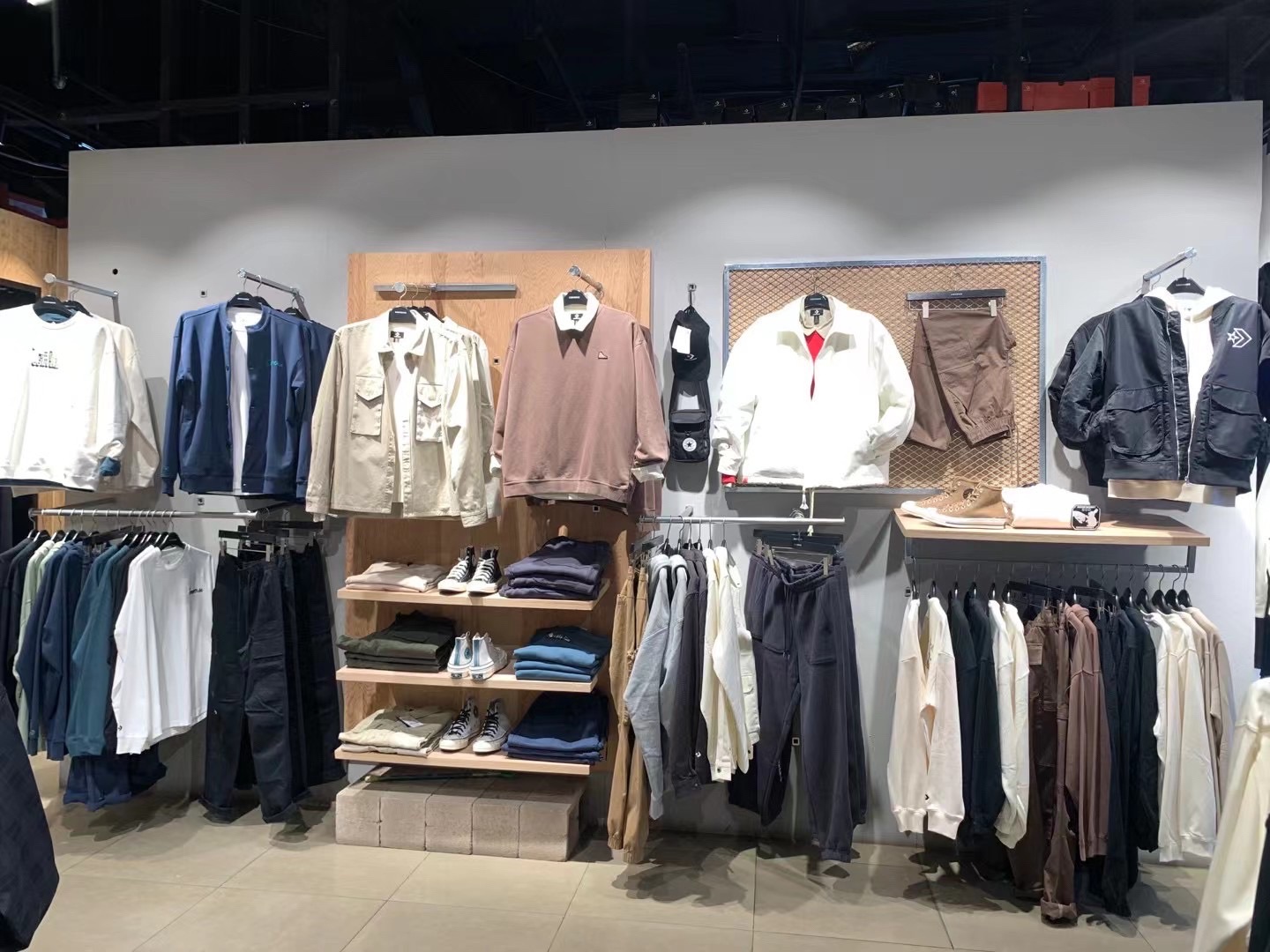 CONVERSE匡威(总部百货阜阳商厦店)
