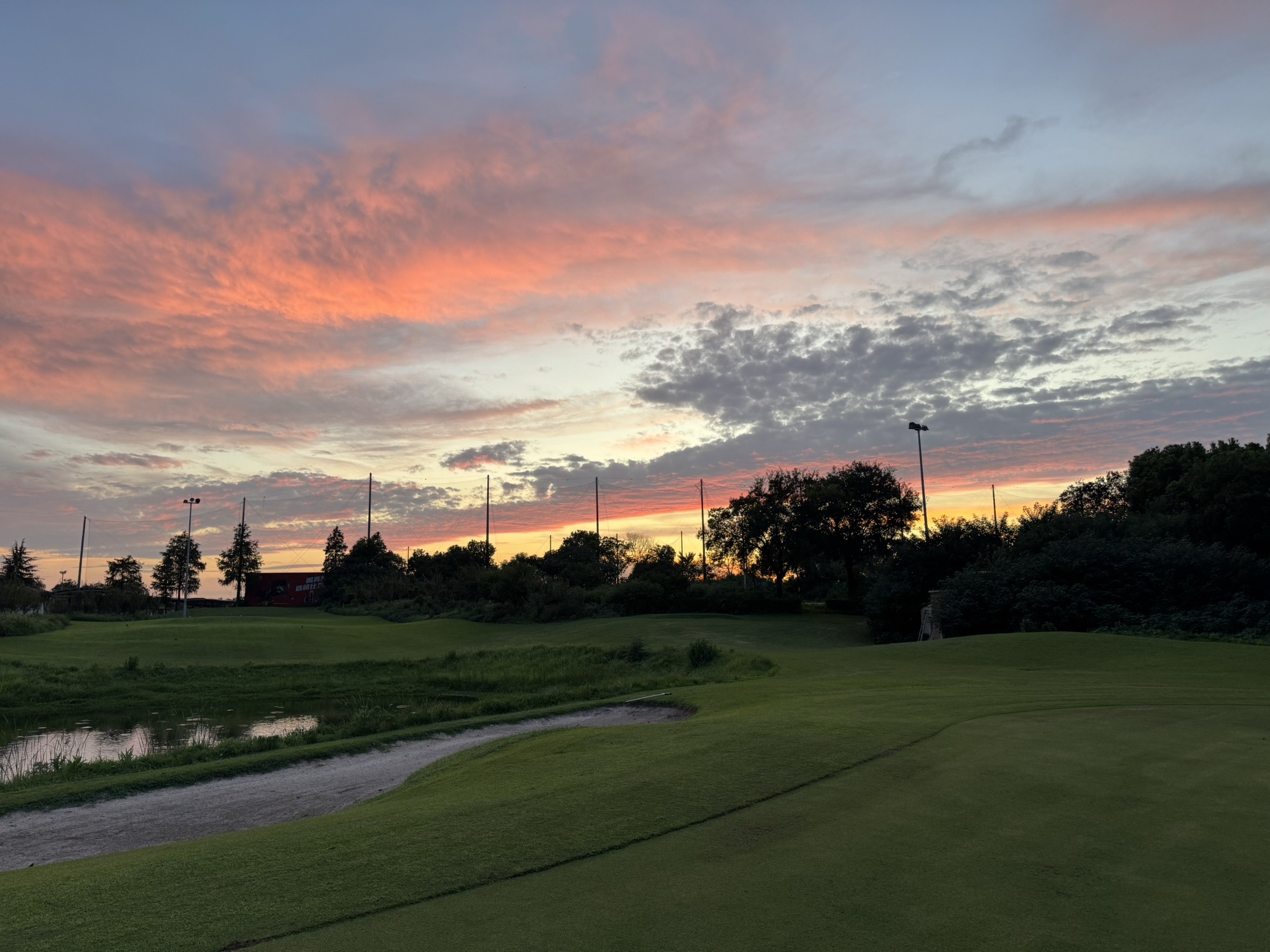 场地封面-藏龙岛德沃菲尔高尔夫俱乐部