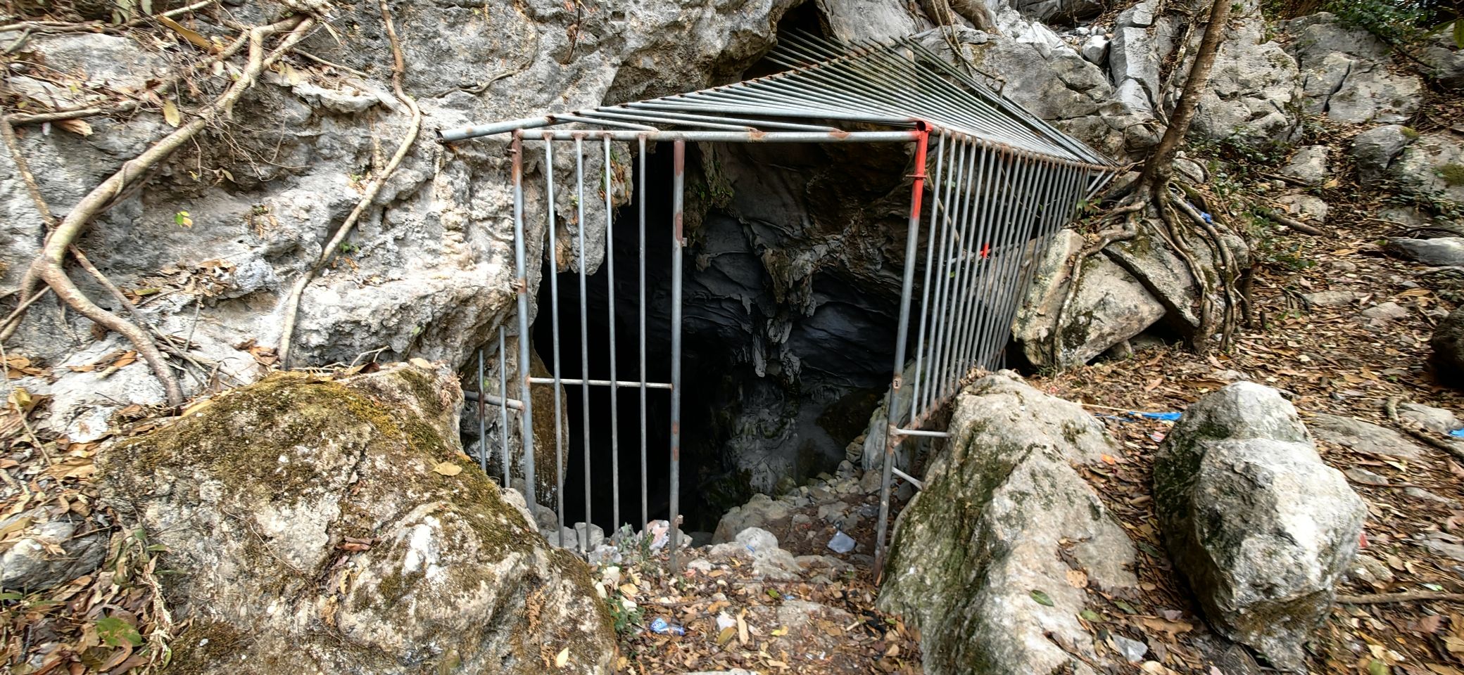 孔明岩旅行图片 2