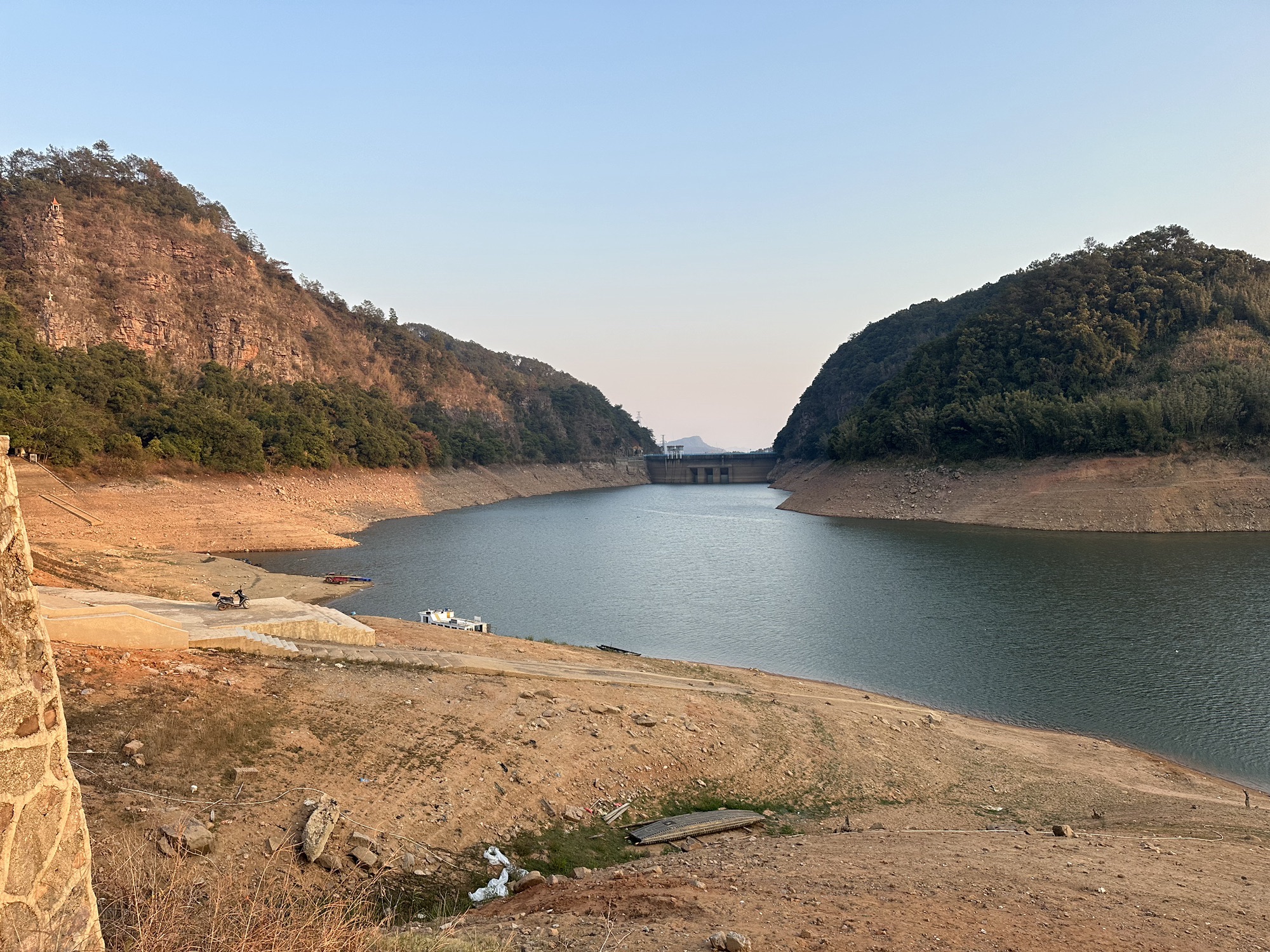 爽岛国家森林公园飞龙湖旅游区