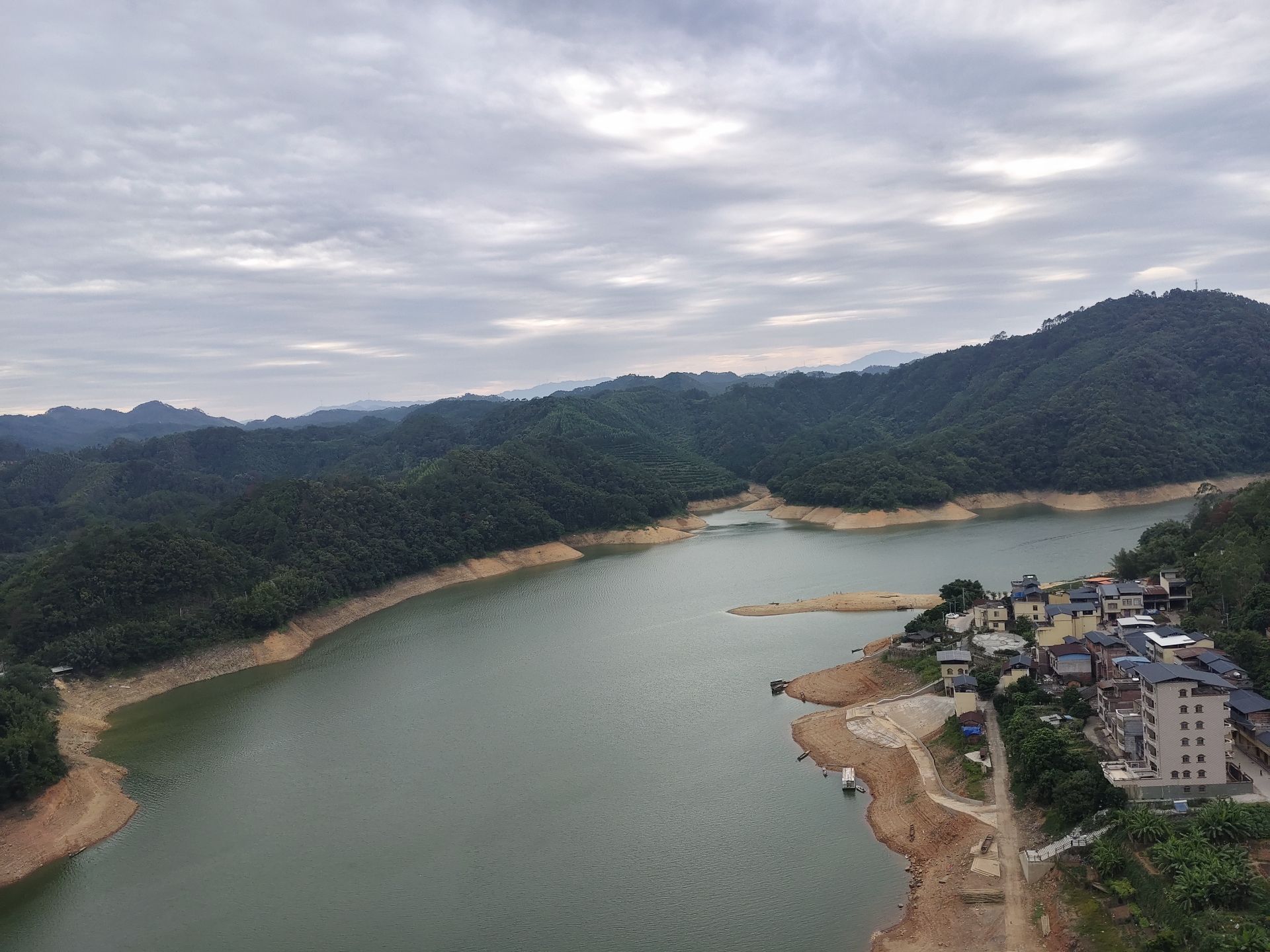 爽岛国家森林公园飞龙湖旅游区旅行图片 3