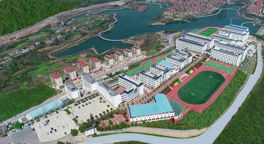 荆门德艺学校(三三〇校区)