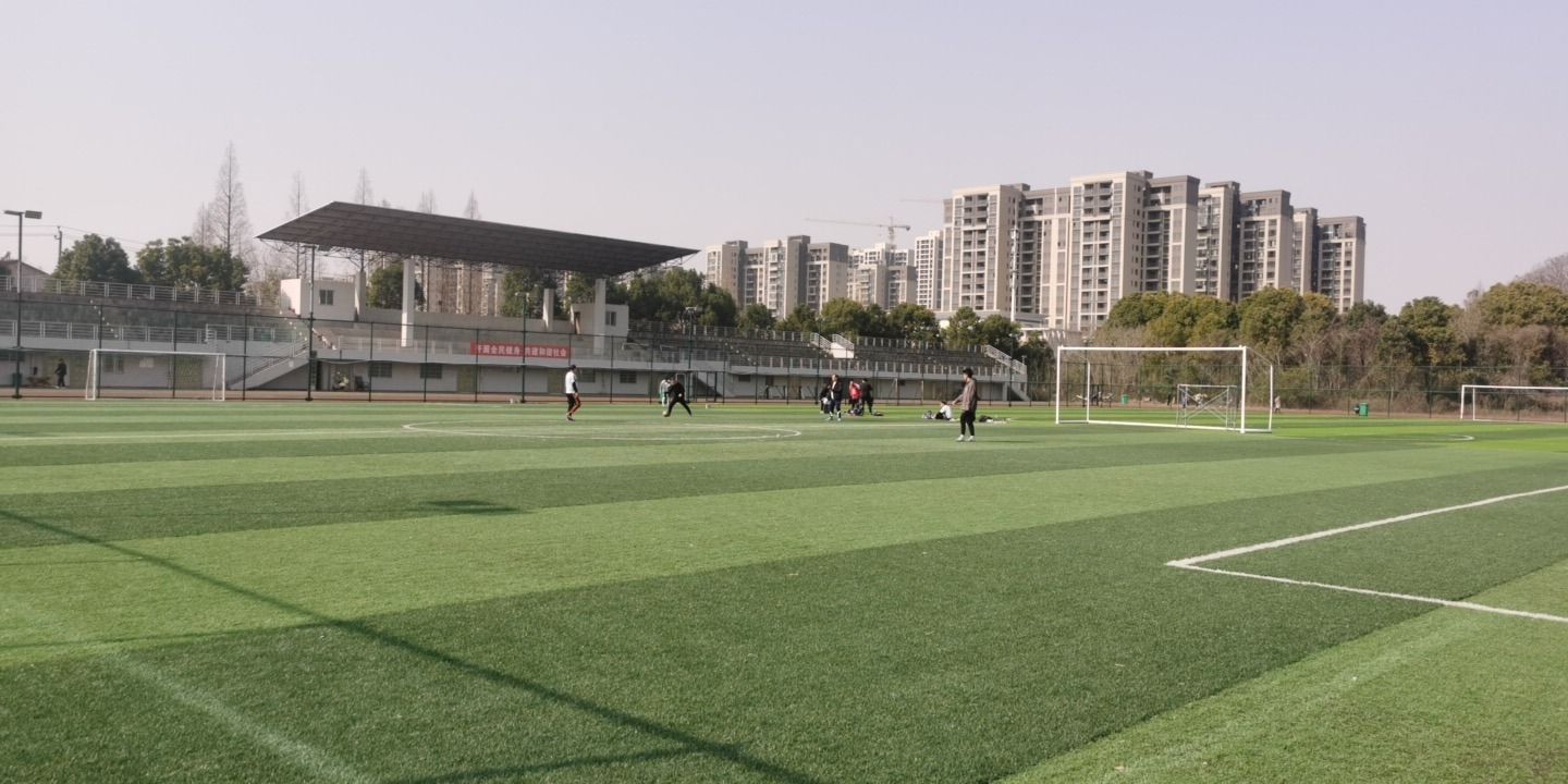车胤文体公园