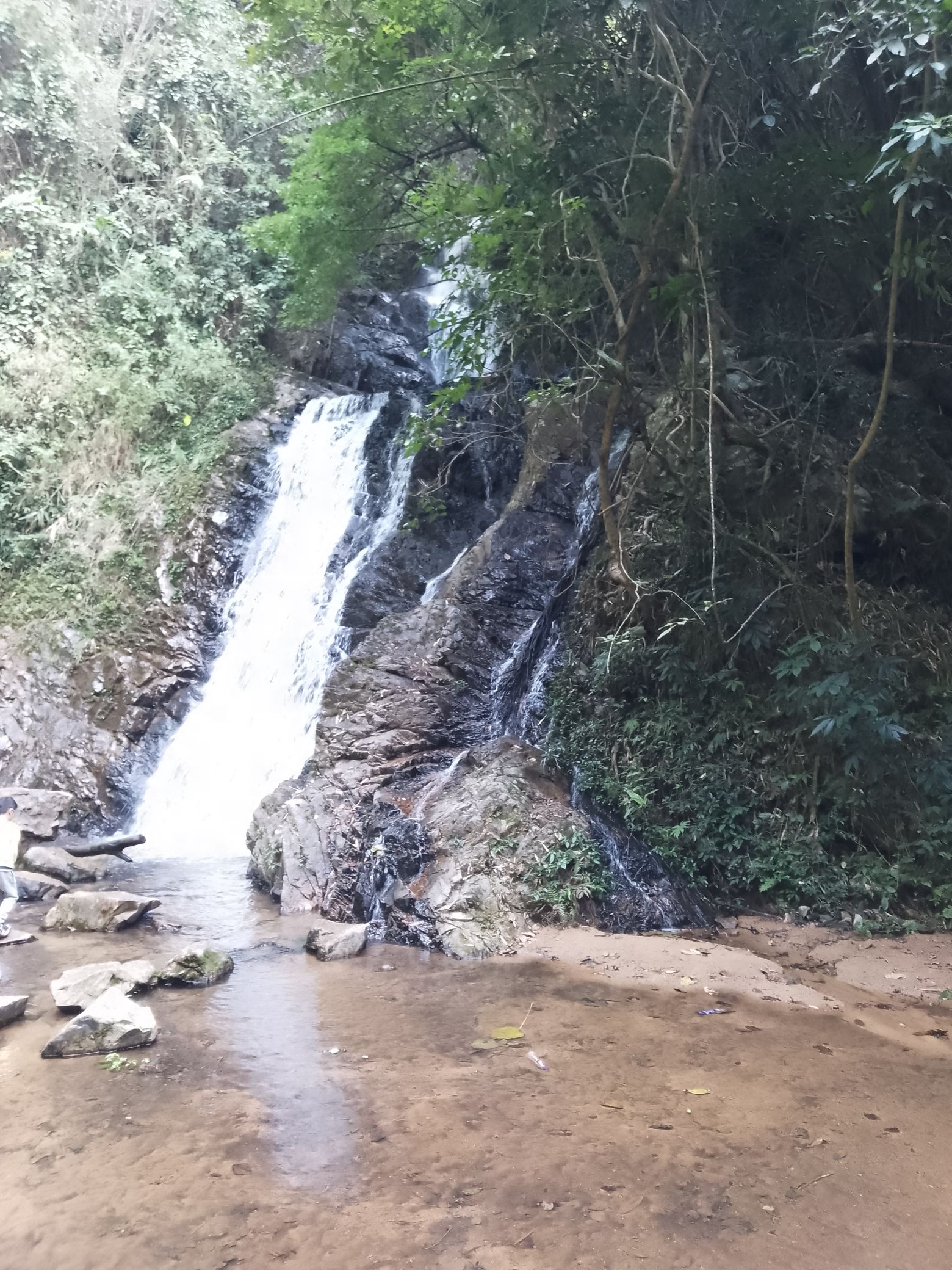 龙颈瀑布景区旅行图片 2