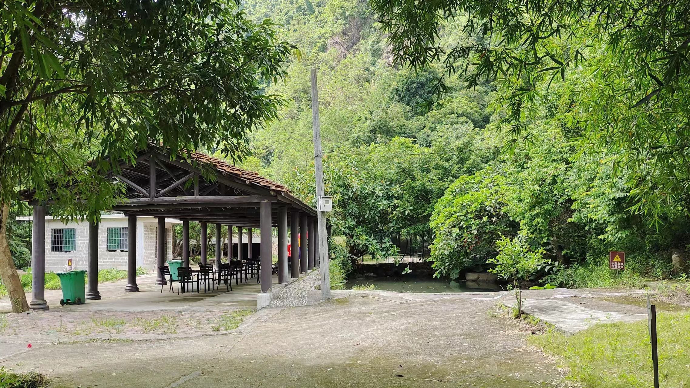 龙颈瀑布景区旅行图片 2