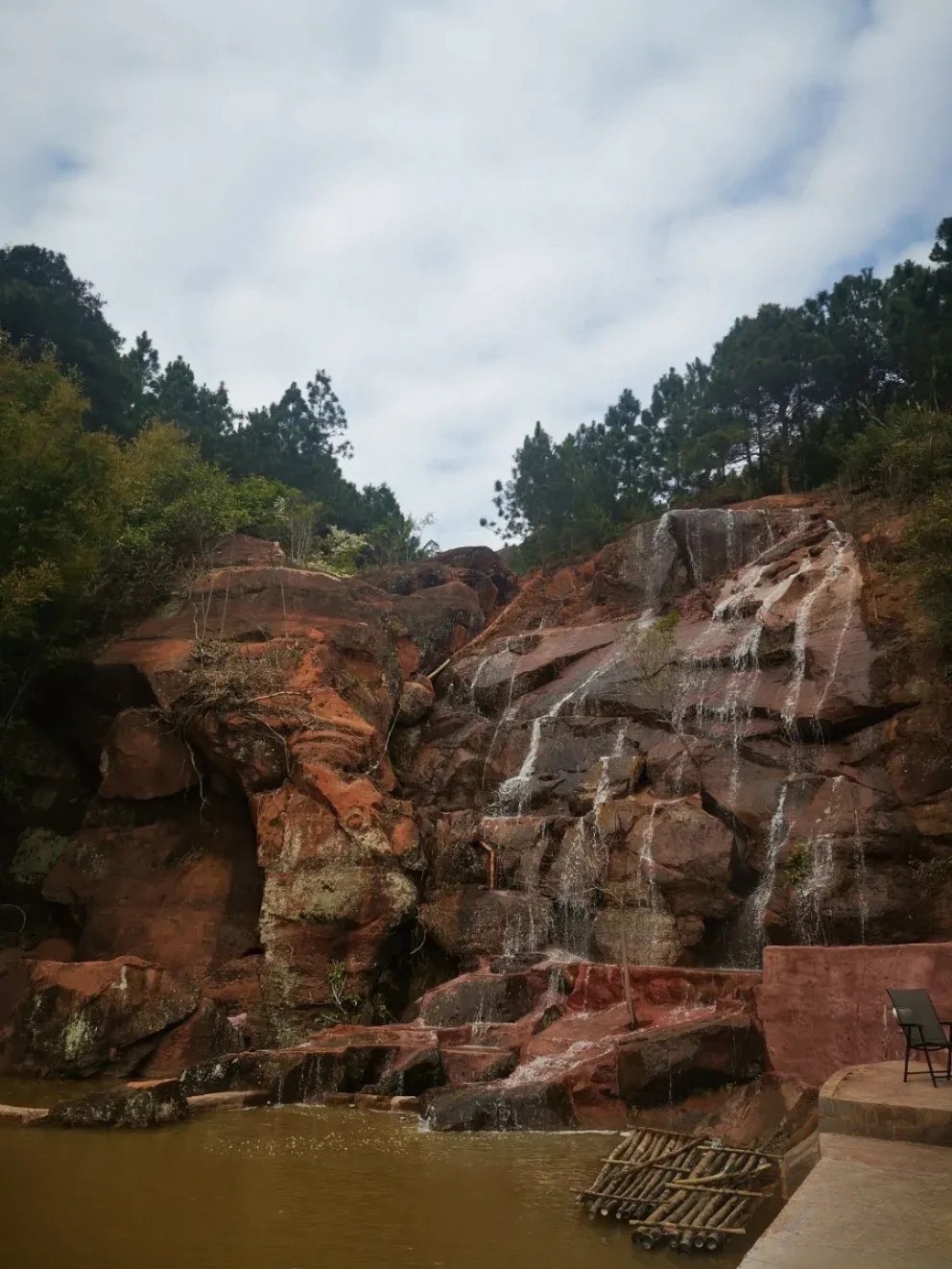 广西烟霞山风景区旅行图片 2