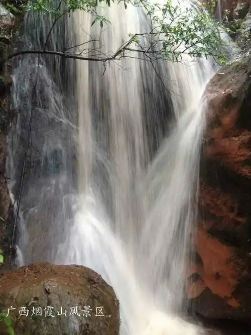 广西烟霞山风景区旅行图片 2