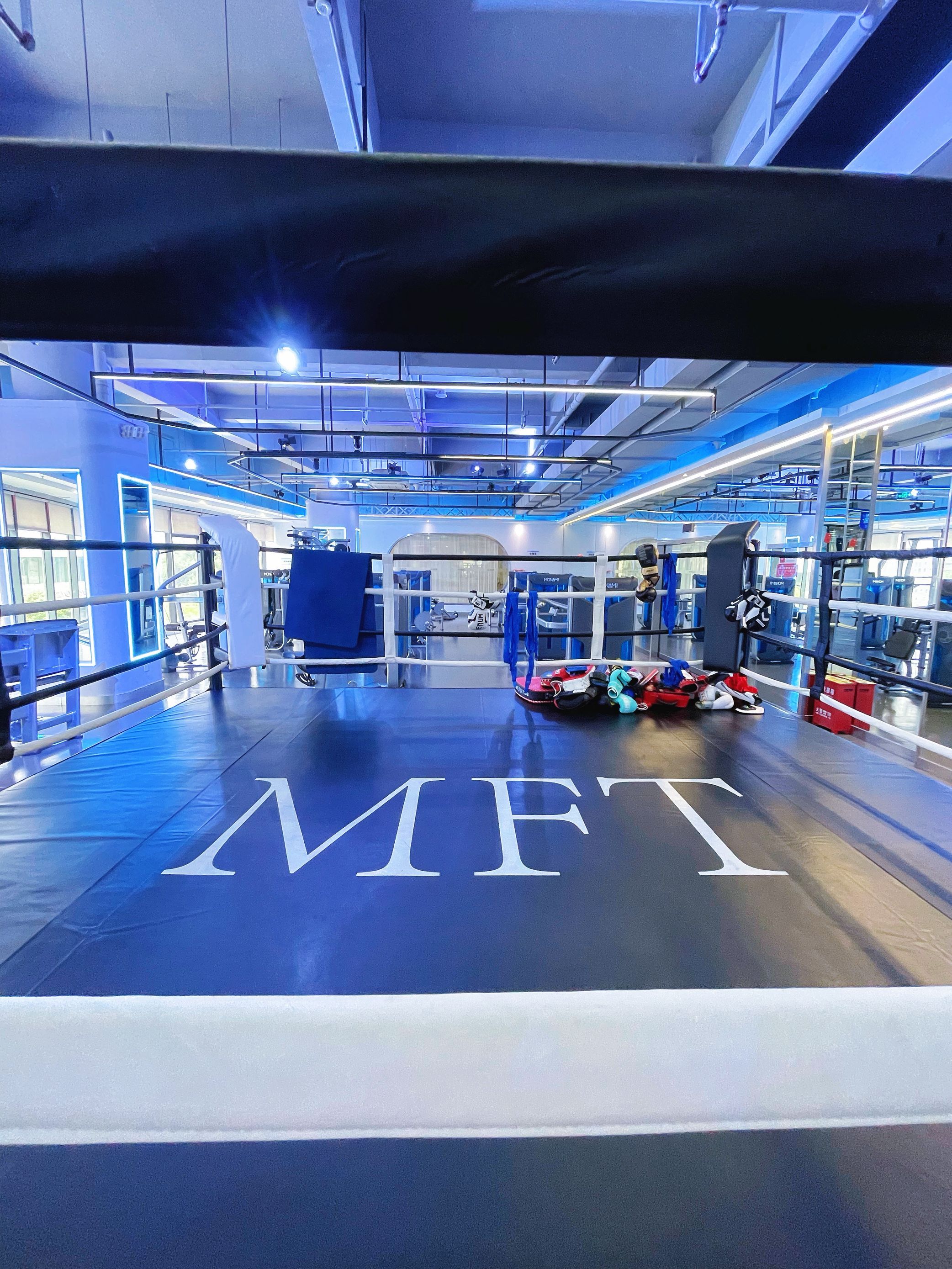 场地封面-韦斯汀顿游泳健身