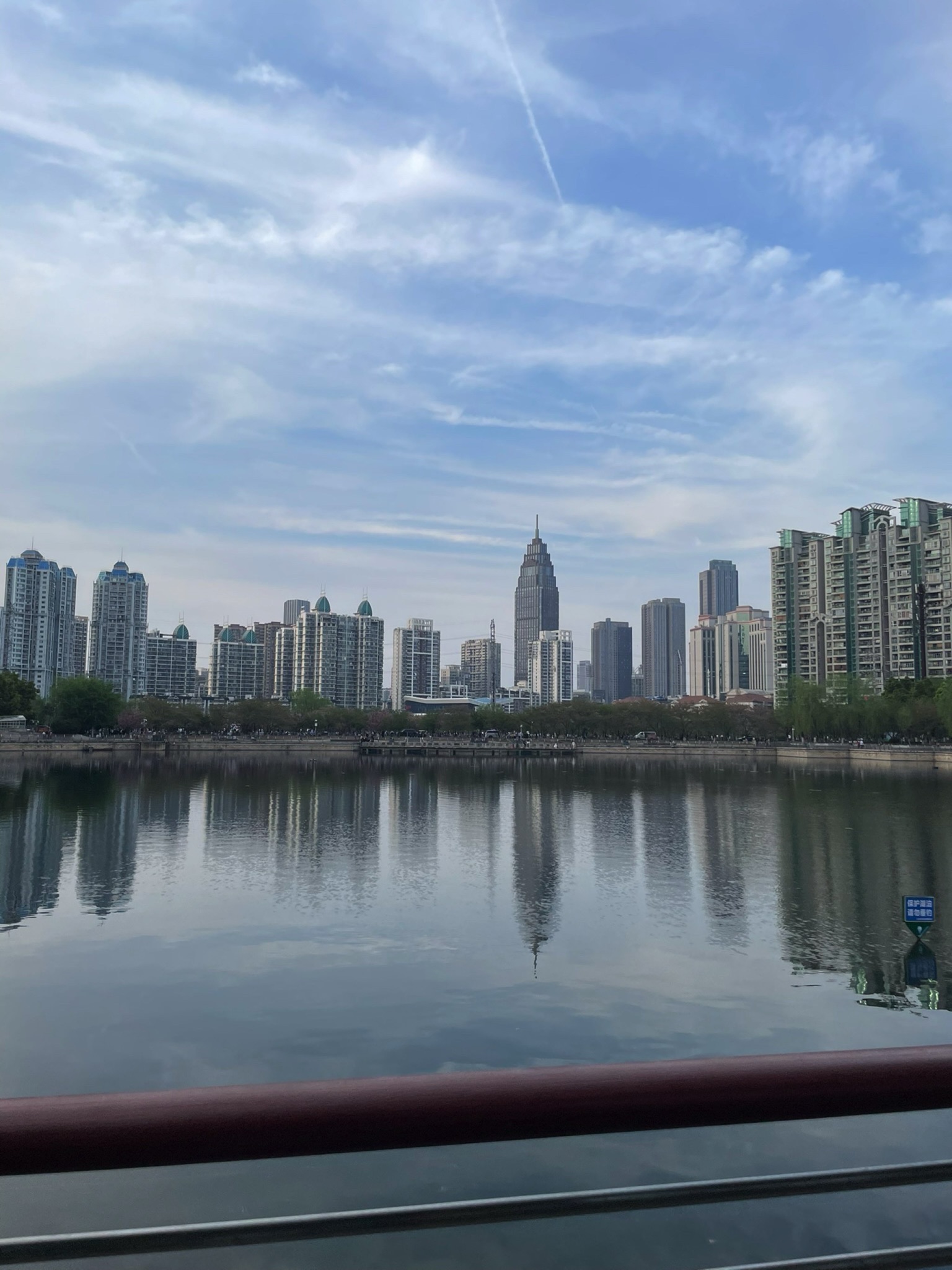 西北湖广场旅行图片 1