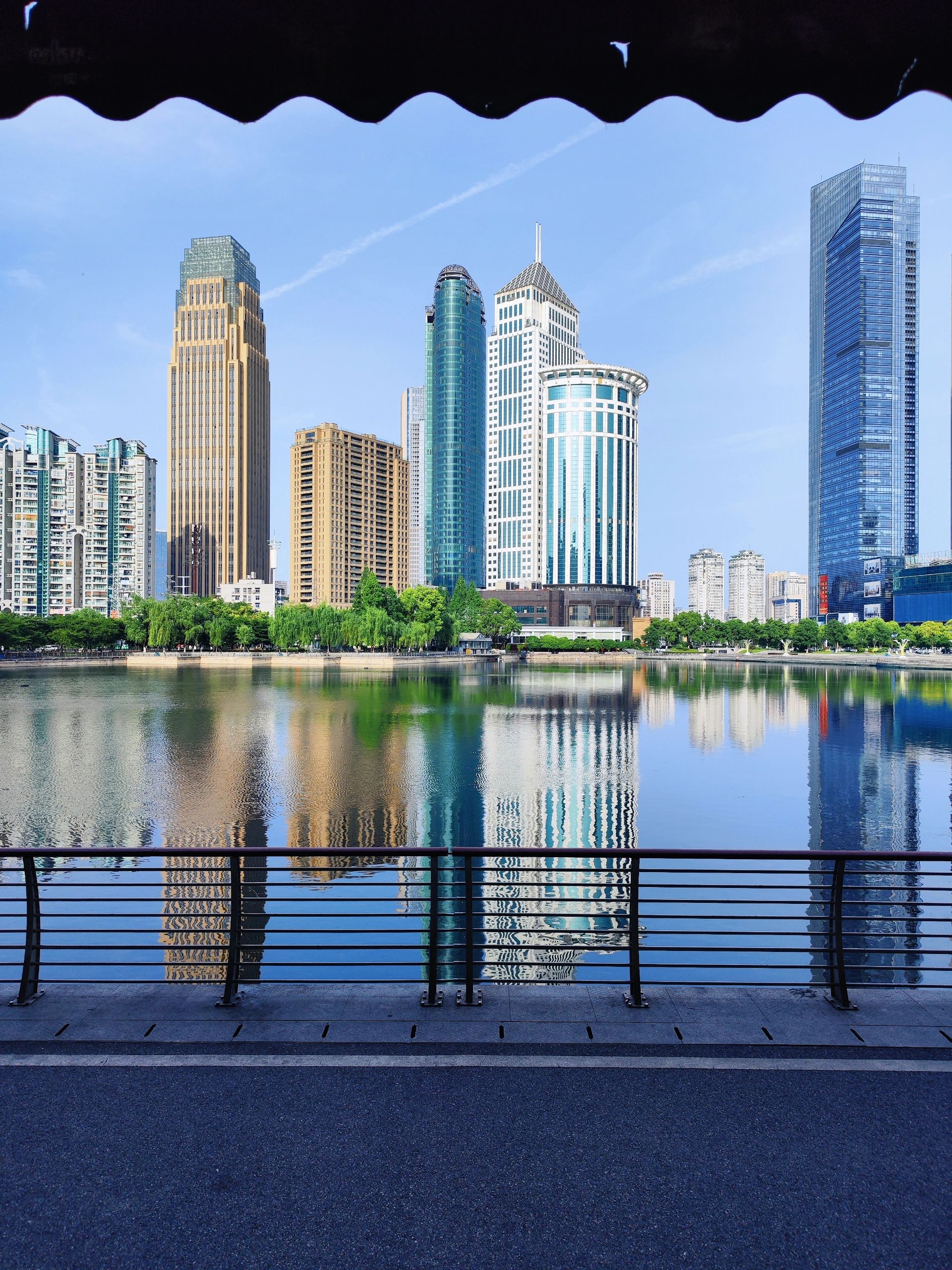 西北湖广场旅行图片 3
