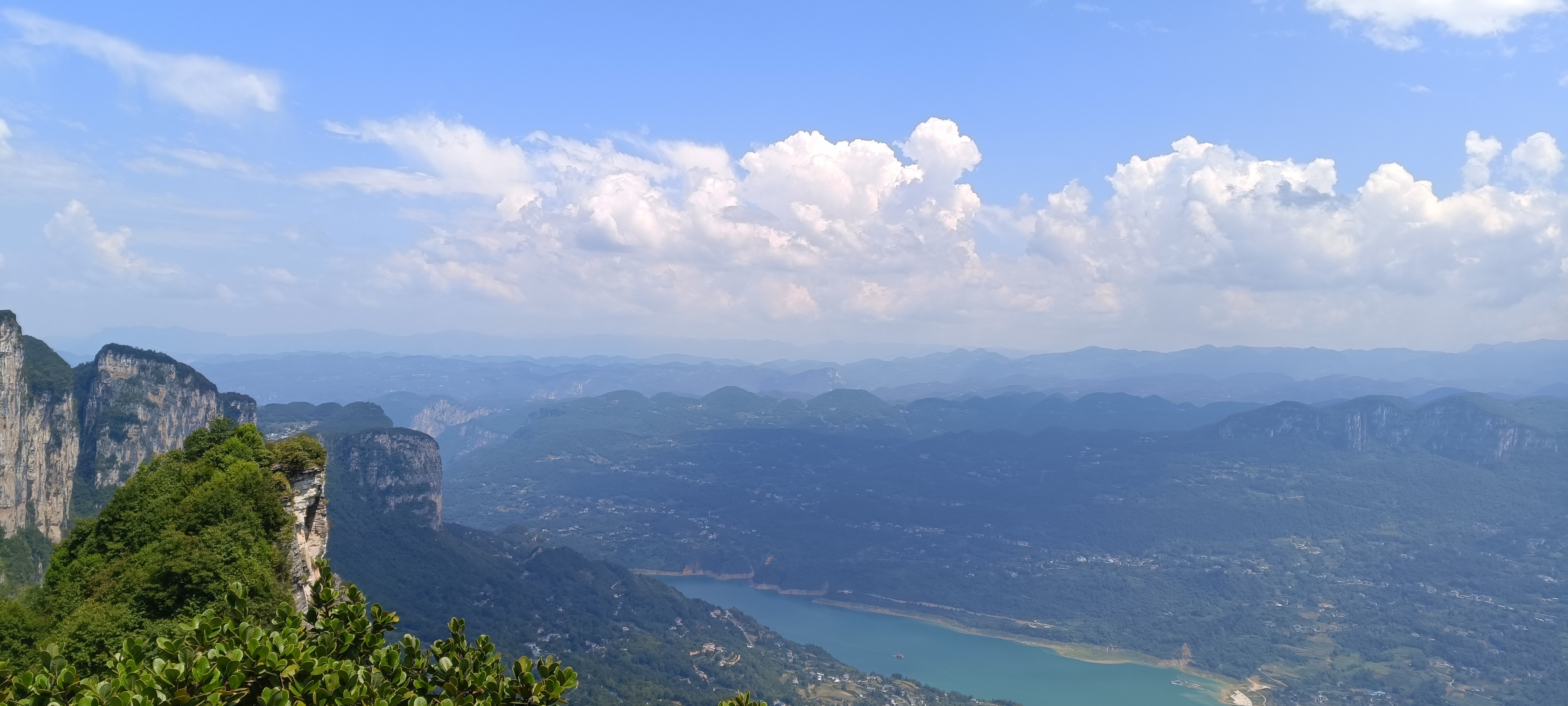 蝶舞清江·恩施野三峡旅游区