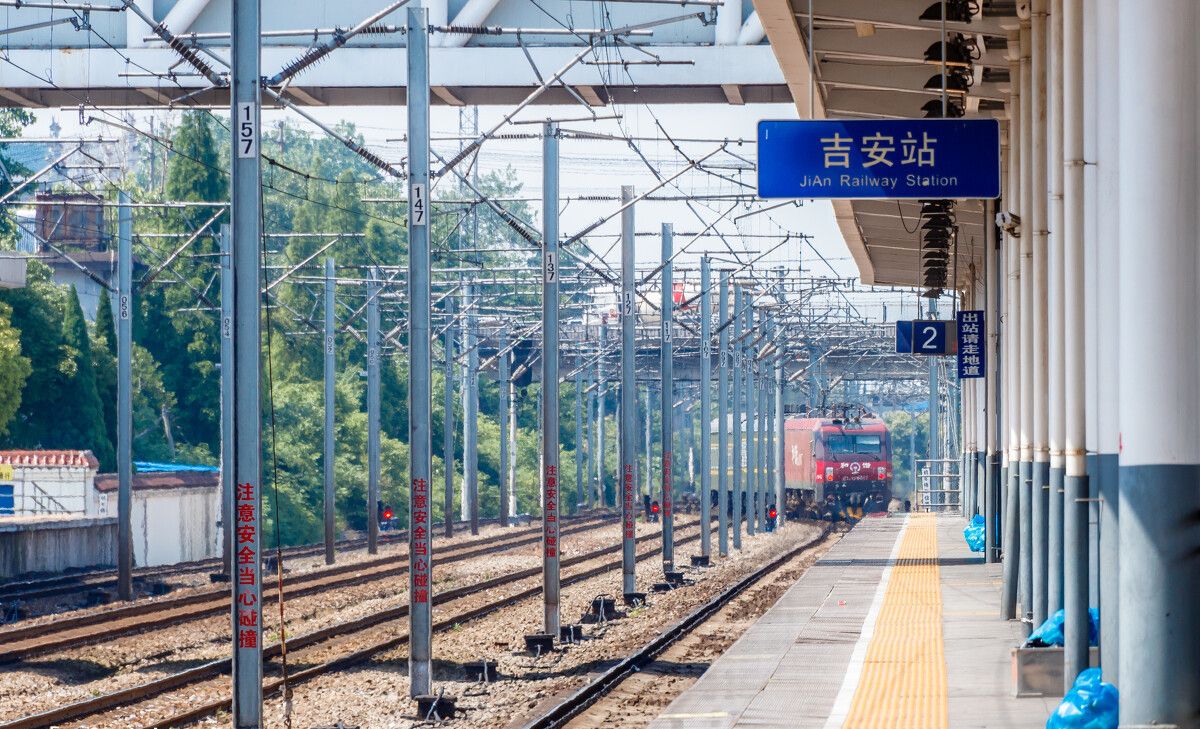 吉安站(出站口)