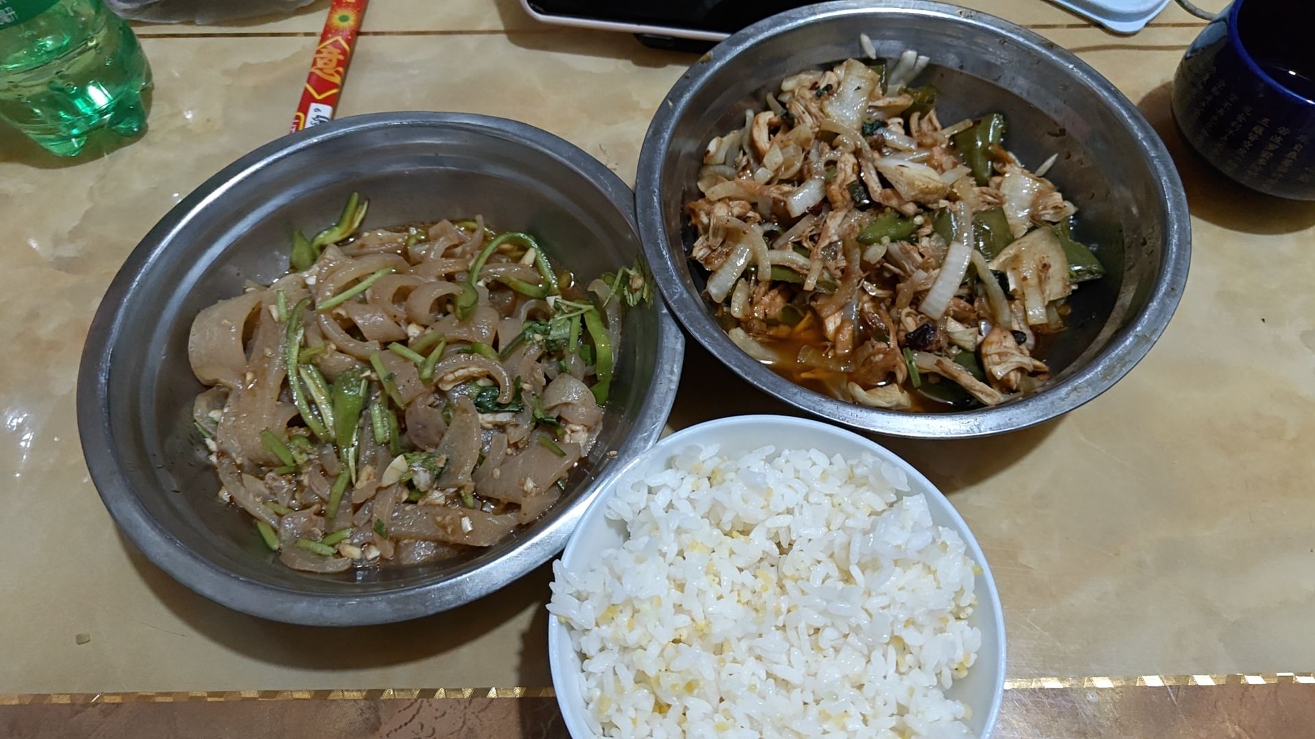 六子渝湘园餐馆
