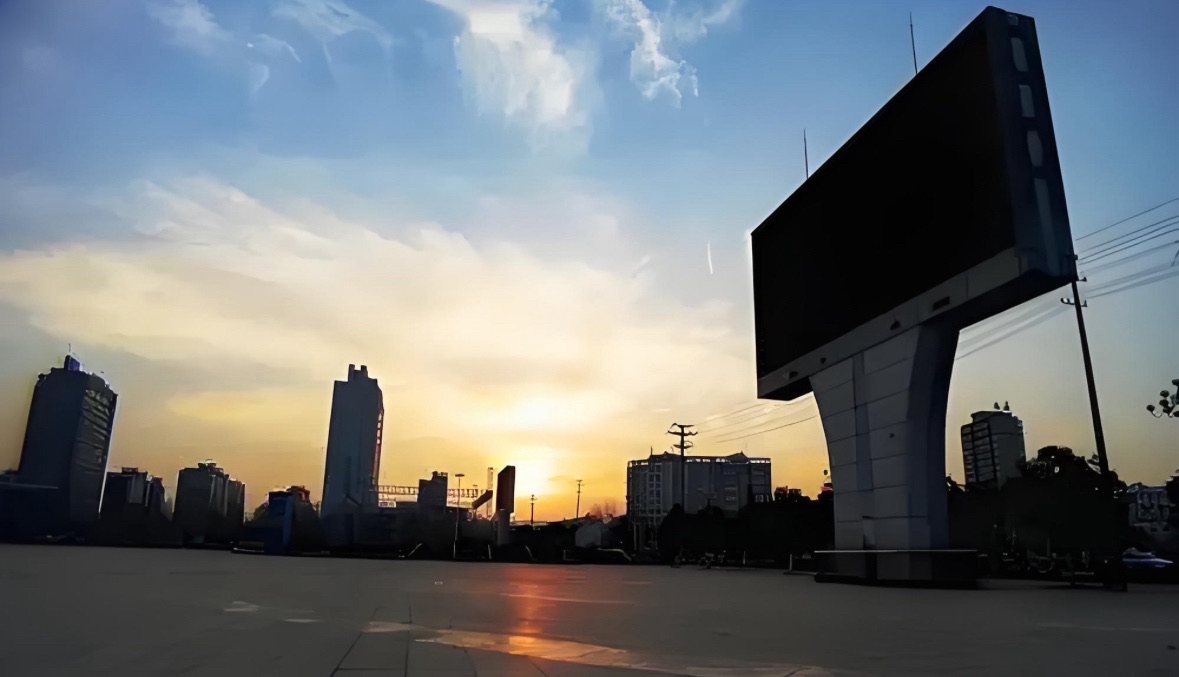 卢园广场旅行图片 1
