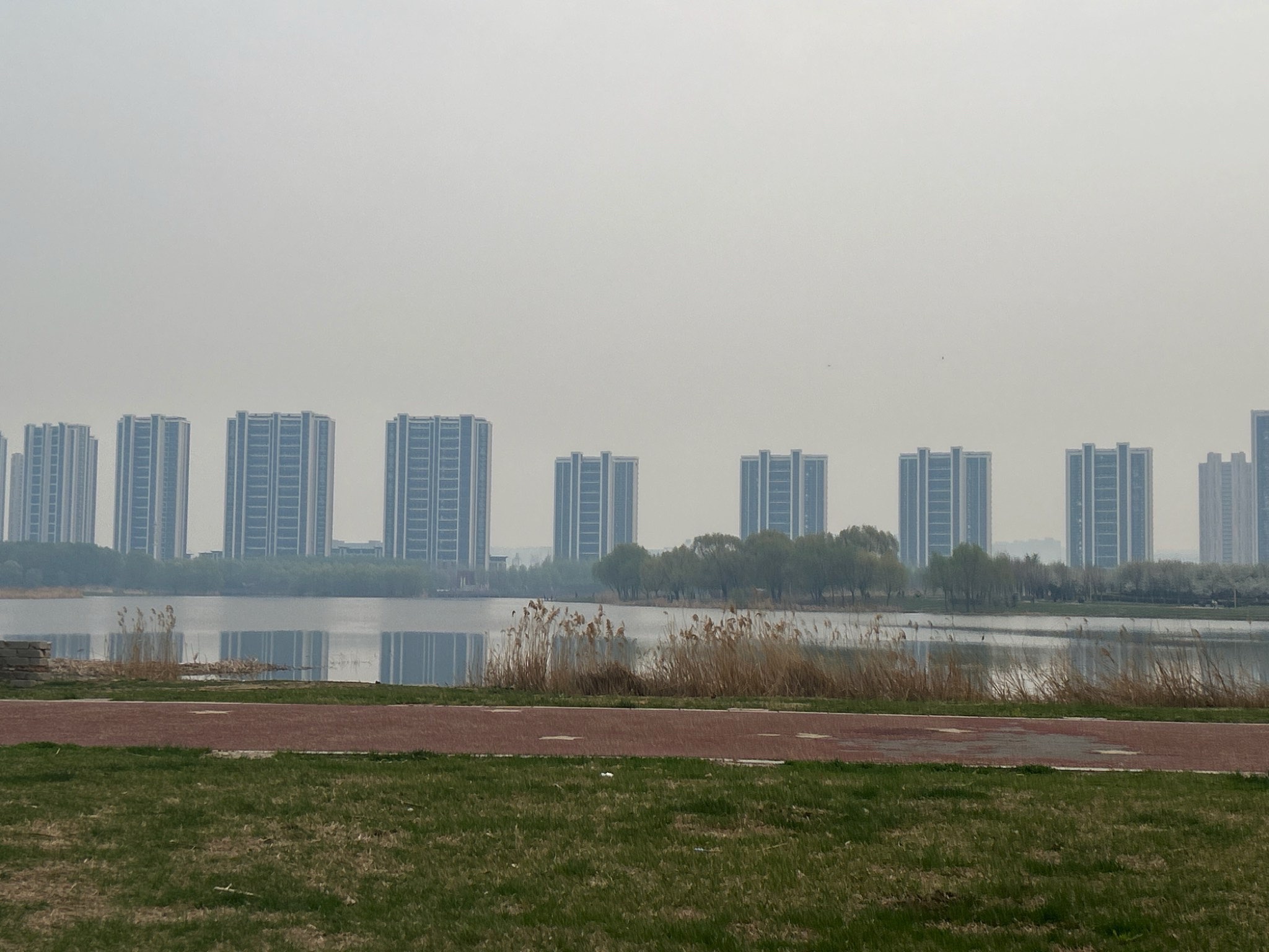 人杰湖公园旅行图片 1